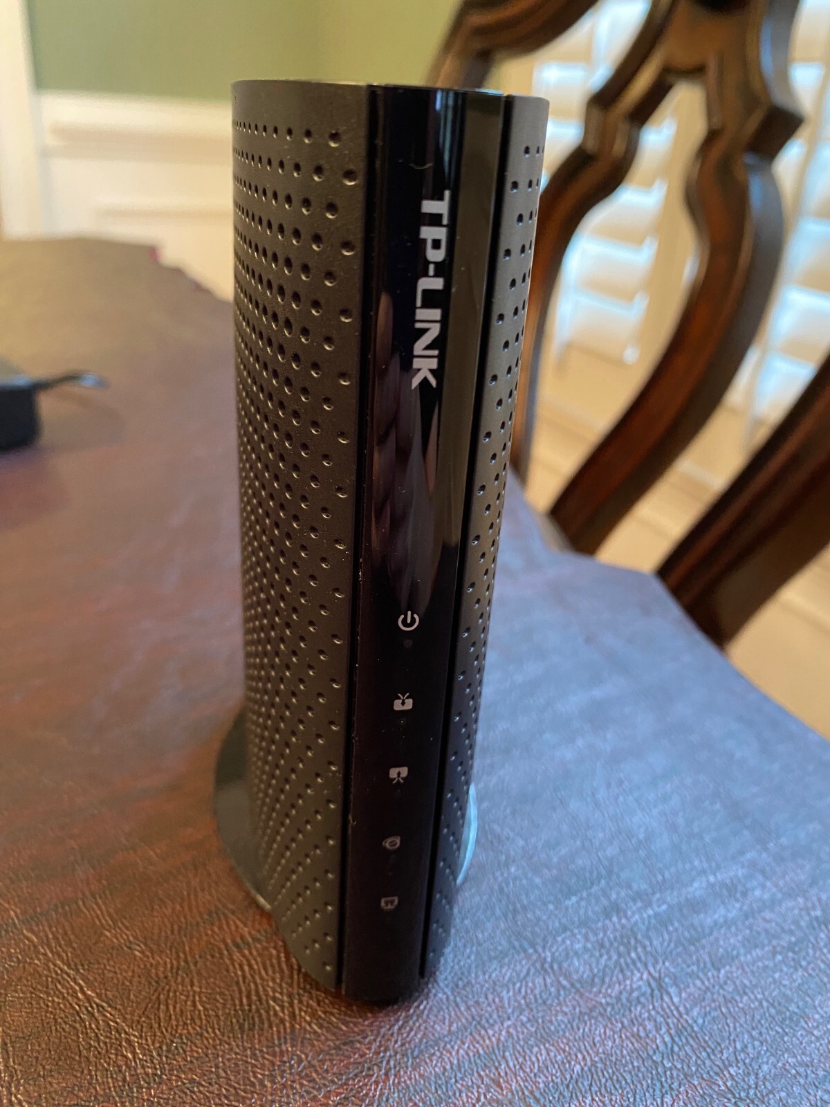 TP-Link TC-7610 300Mbps Wireless N DOCSIS 3.0 High Speed Cable Modem Router