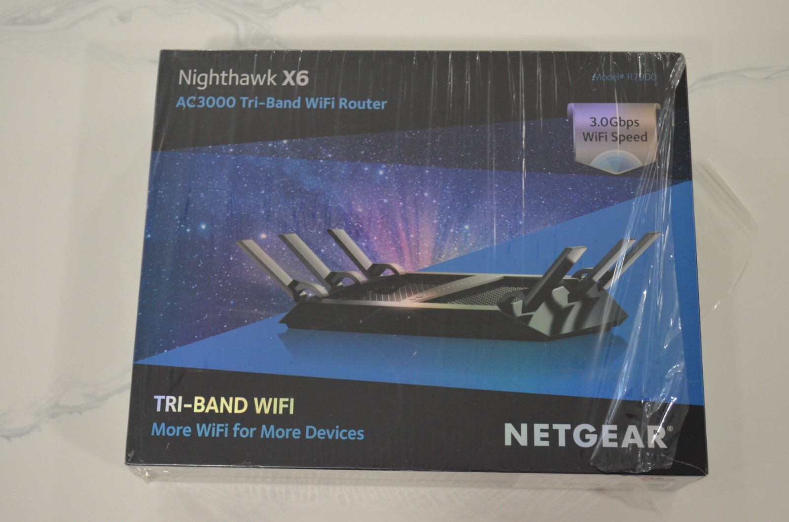 Netgear Nighthawk X6 AC3000 R7900 Tri-Band Wifi Router Black 3 Gbps speed.