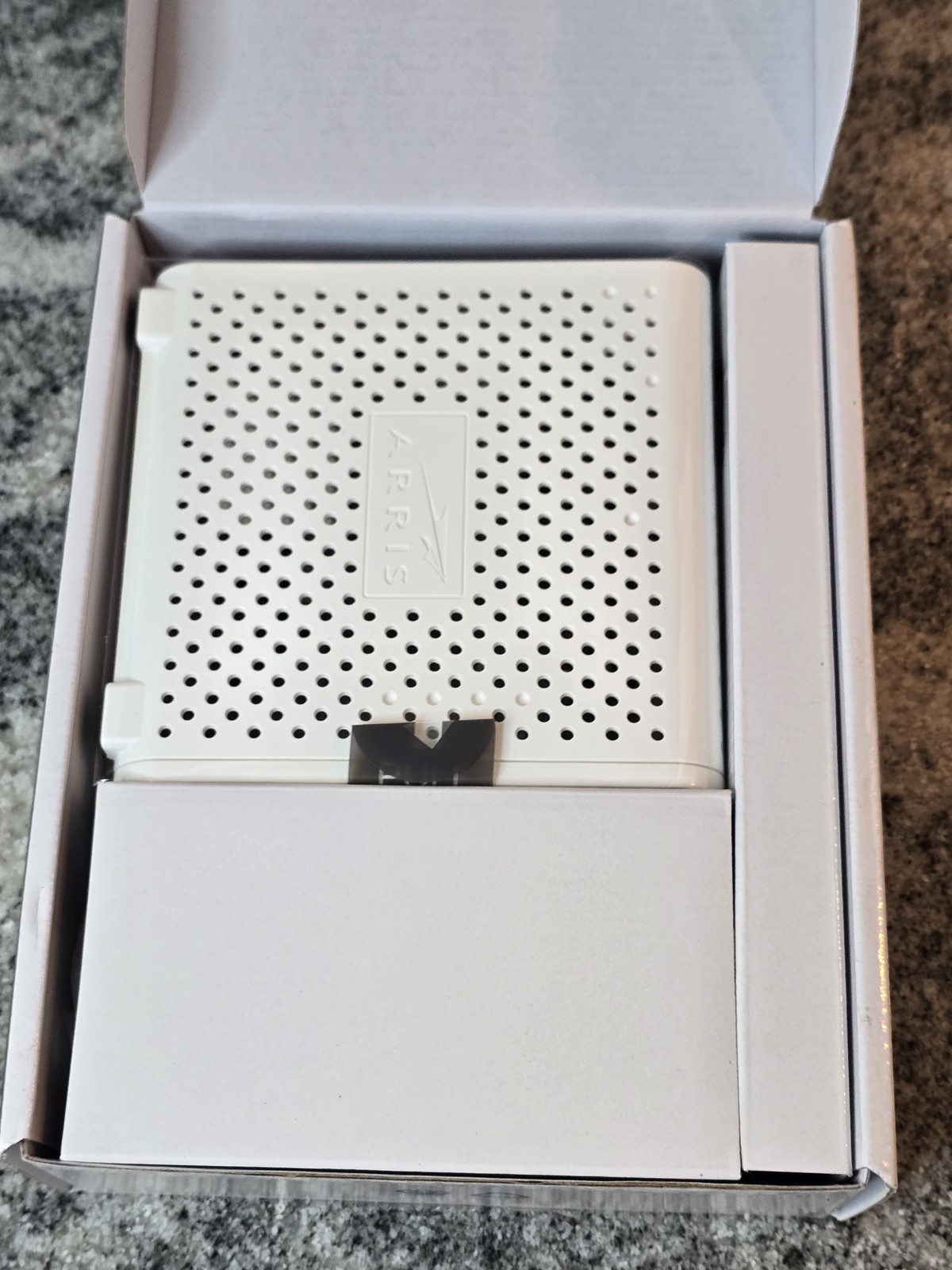 ARRIS SURFboard SB6183 Cable Modem DOCSIS 3.0 686Mbps 16×4 Xfinity Spectrum Cox