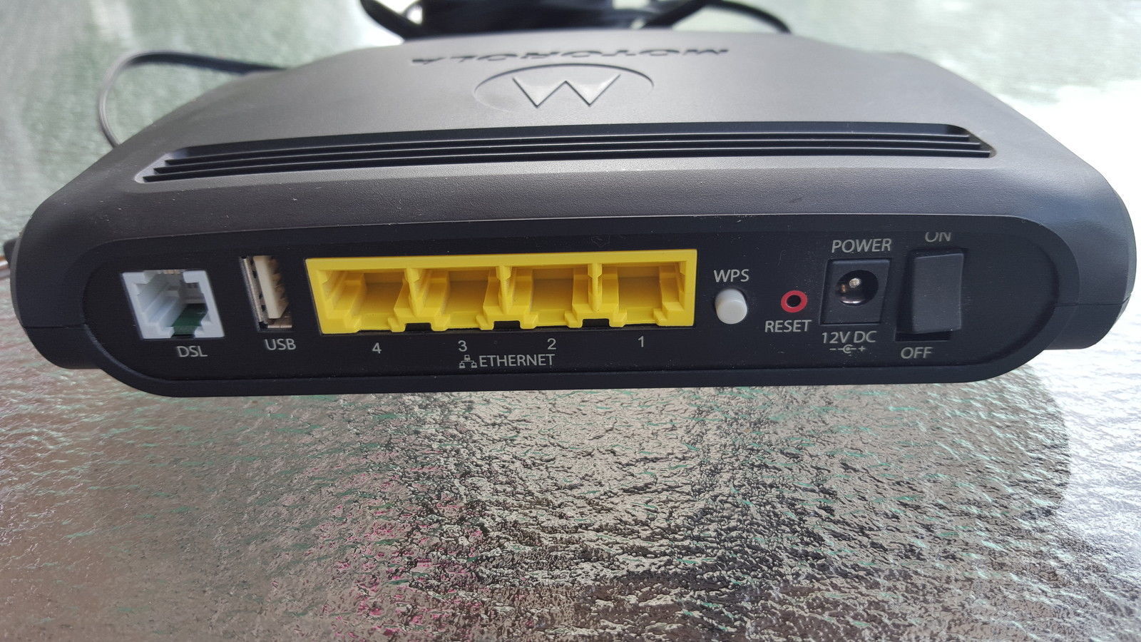 Motorola model 2247 N8 PC MAC DSL modem USB ethernet internet wireless WPS