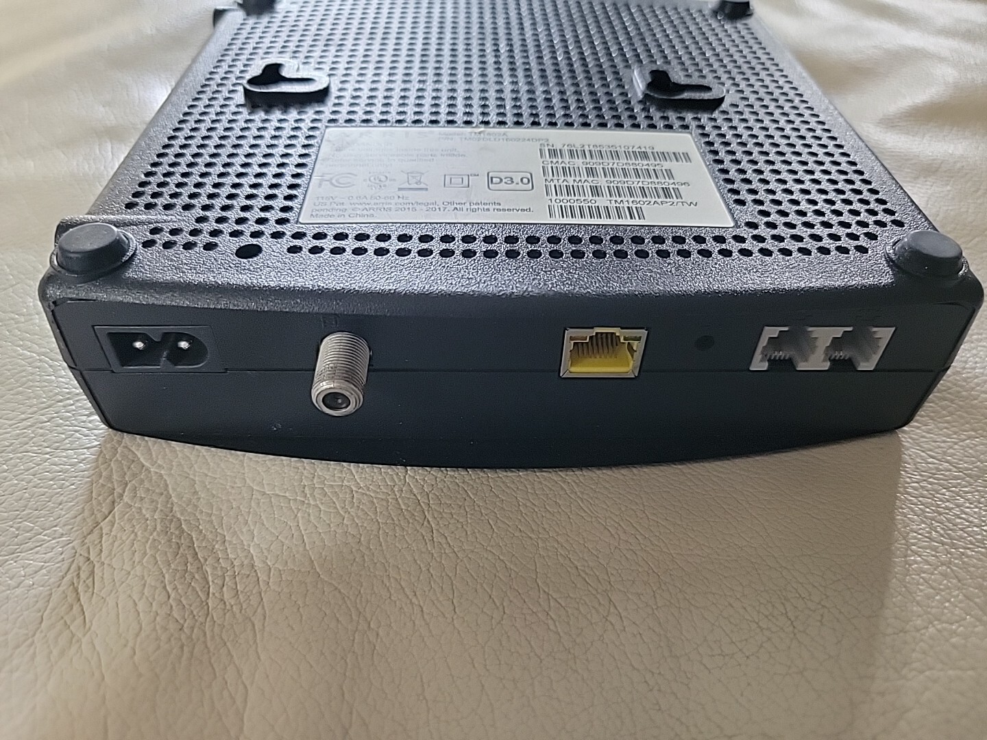 Arris Touchstone TM1602A Telephony Cable Modem16x4 Docsis 3.0