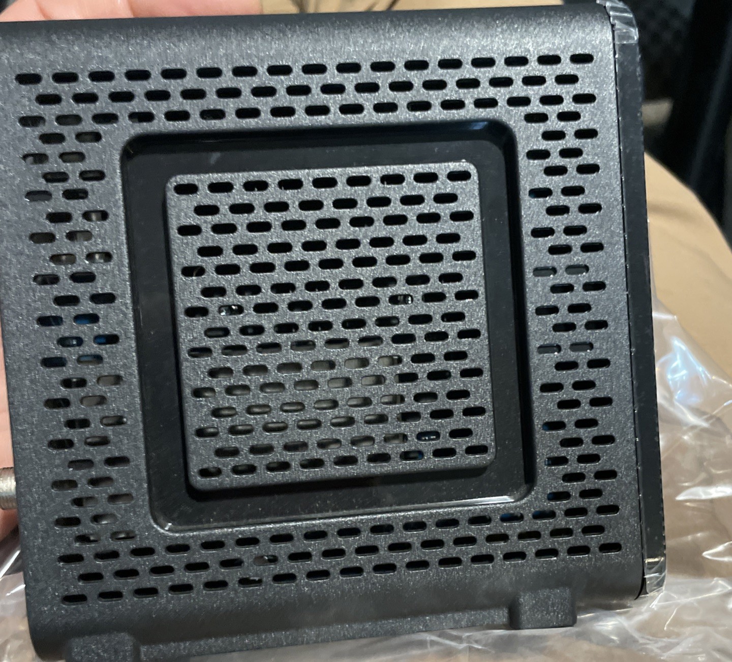ARRIS Touchstone CM8200 DOCSIS 3.1 Cable Modem