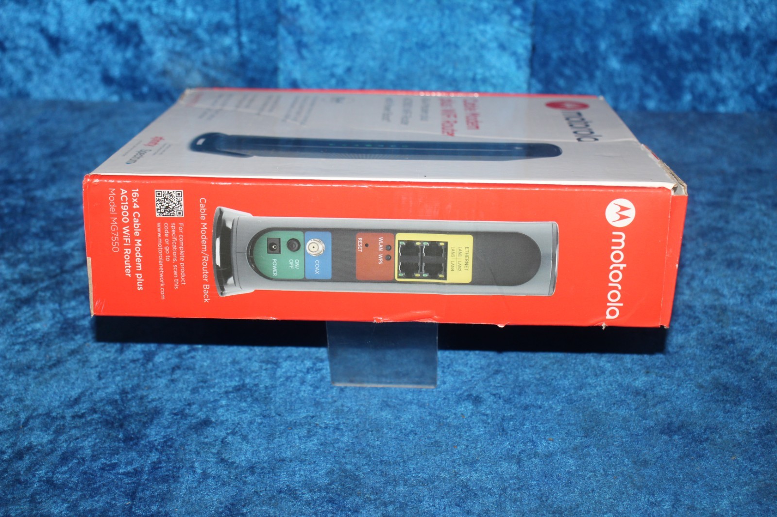 New Motorola MG7550 16×4 Cable Modem plus AC1900 Wifi Router with Power Boost
