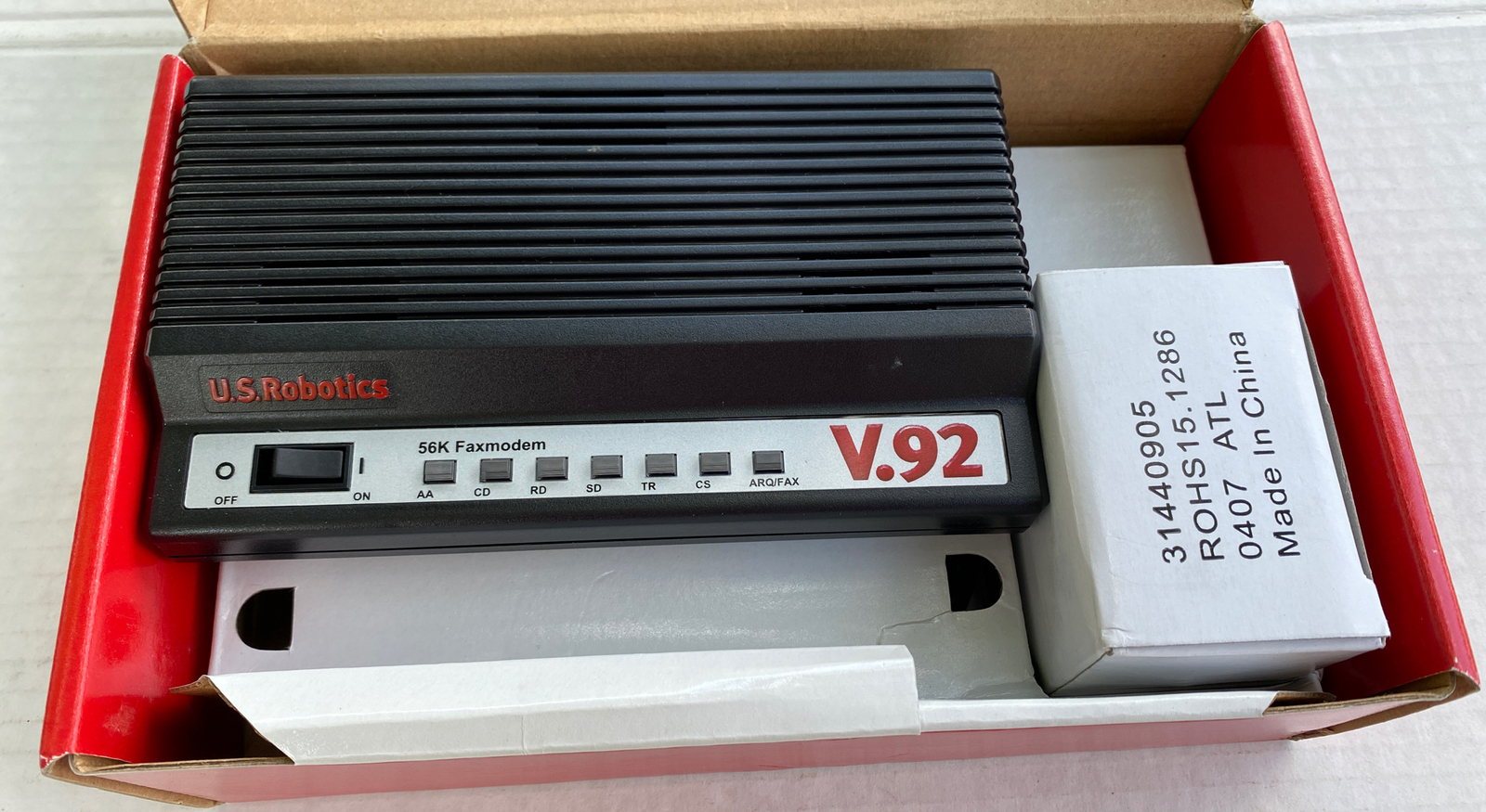 US Robotics USR Model 5686E 56K FAX Modem V.92 V.90 ITU Standard Technologies