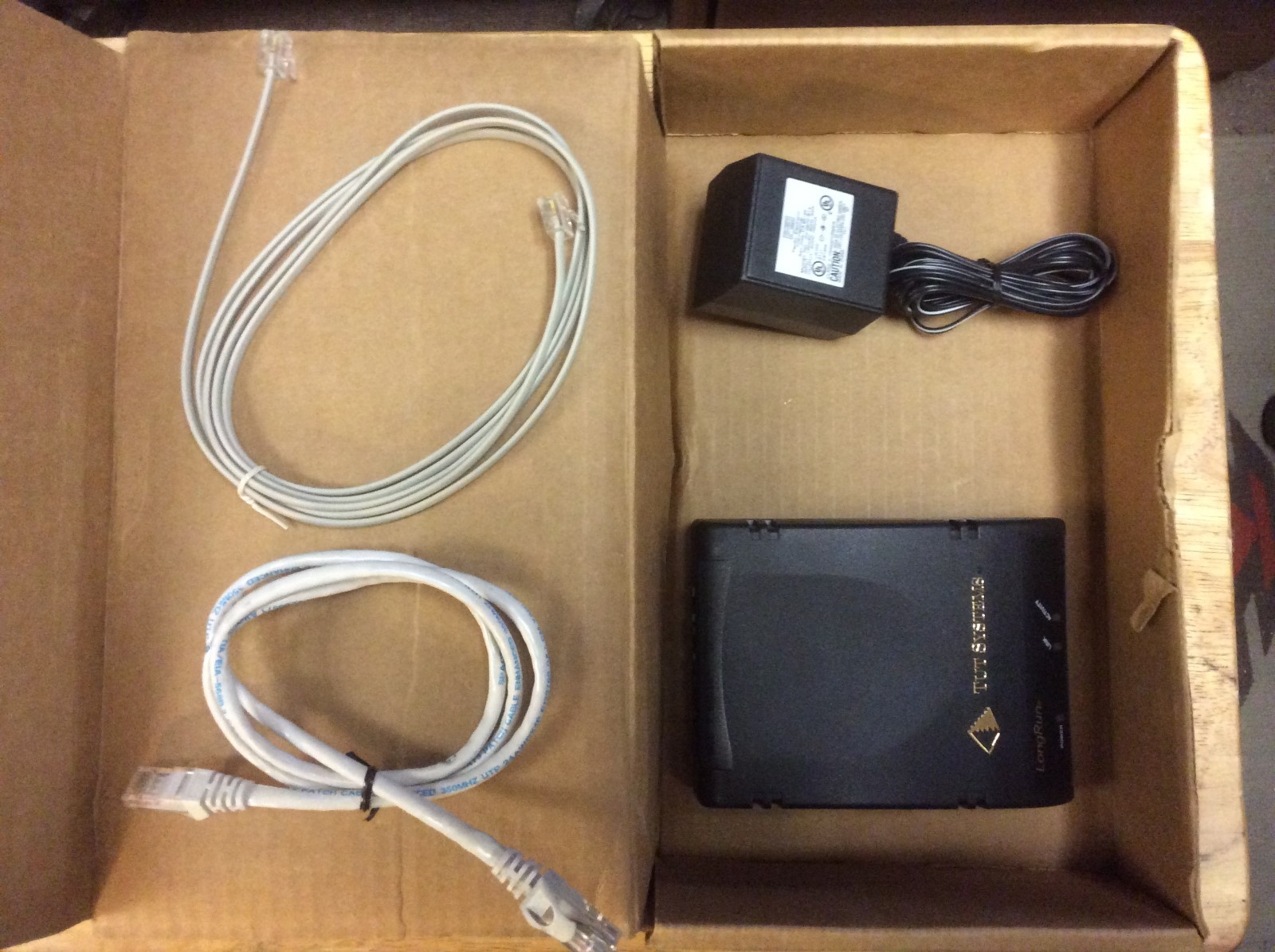 Tut Systems LongRun Adapter LR2000T modem (Power, network & phone line included)