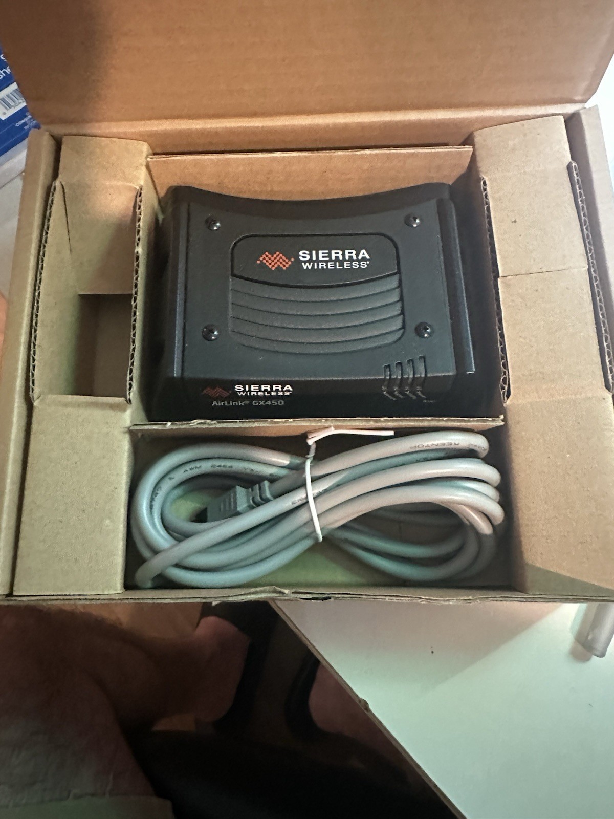 Sierra Wireless AirLink GX450 Verizon Gateway P/N 1102367 – NEW, Open Box