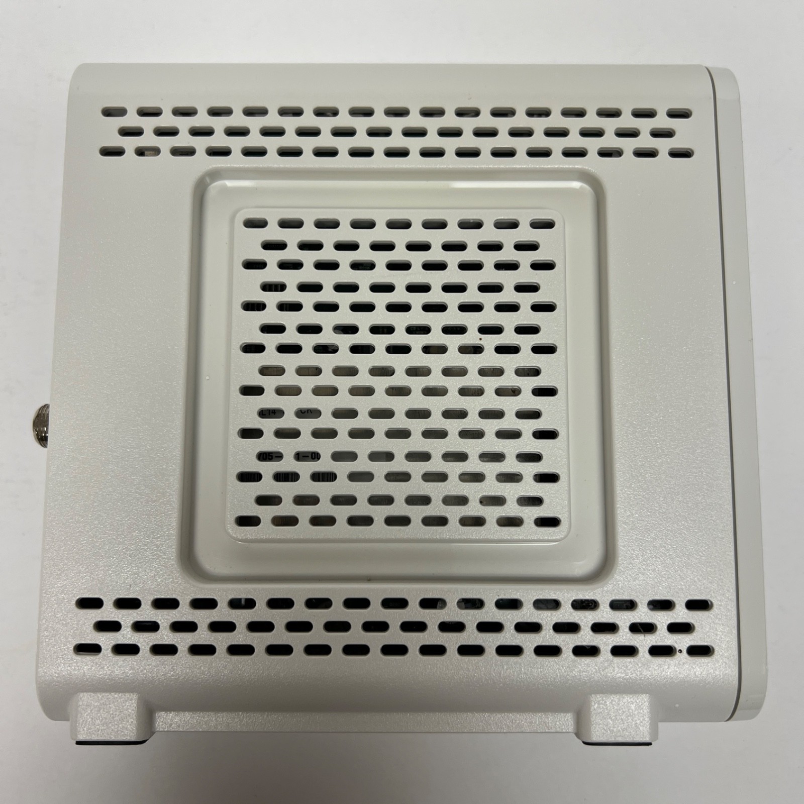 Motorola Arris Surfboard Modem SB6141 White DOCSIS 3.0 400 Series 581902-022-00