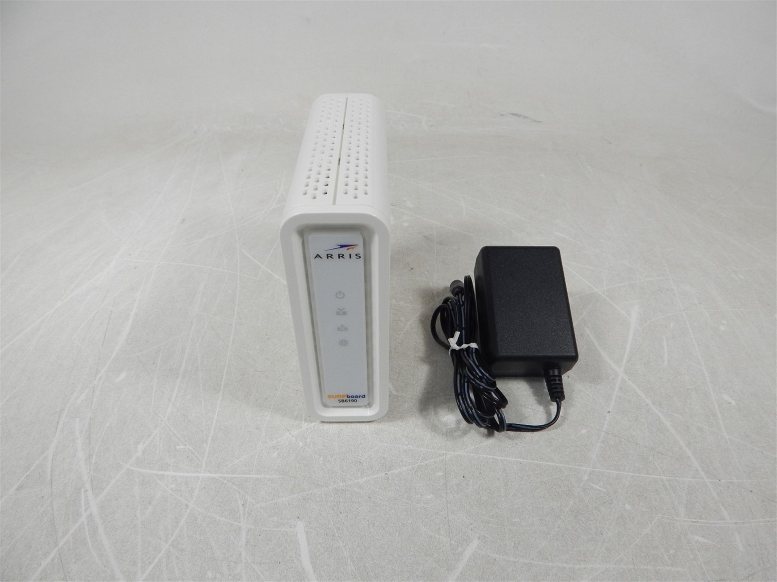 Arris SURFboard SB6190 SB00DXD6190 1x Gigabit Port DOCSIS 3.0 Cable Modem