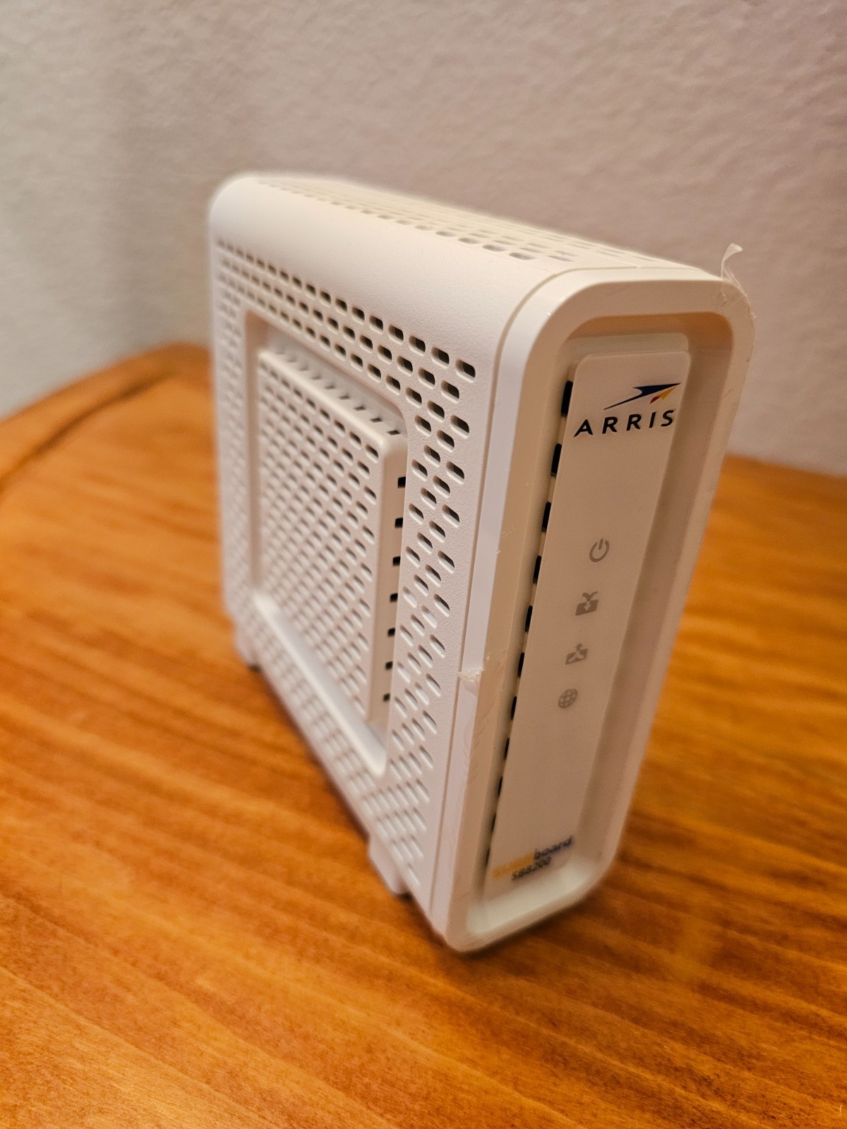 ARRIS (SB8200) – Cable Modem – Fast DOCSIS 3.1 32×8 Gigabit Cable Modem