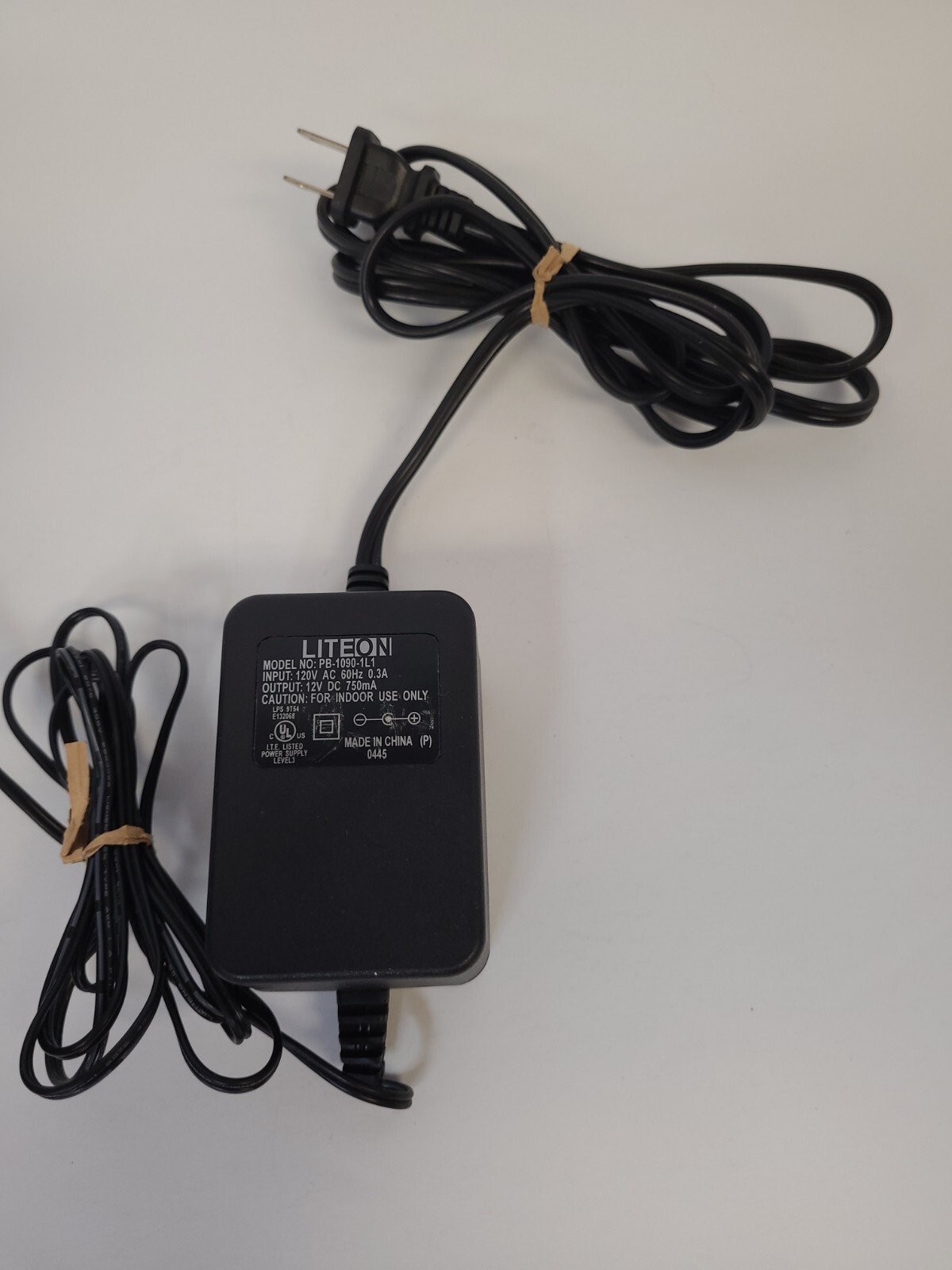 Motorola SURFboard SB5100 Cable Modem With Power Cable