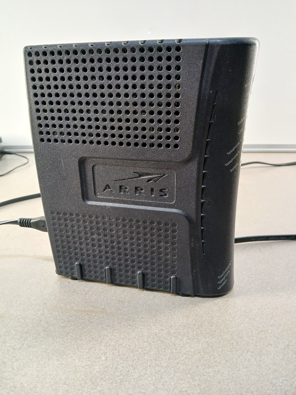 ARRIS Telephoney Modem TM502G With AC Power Cord & Battery Backup