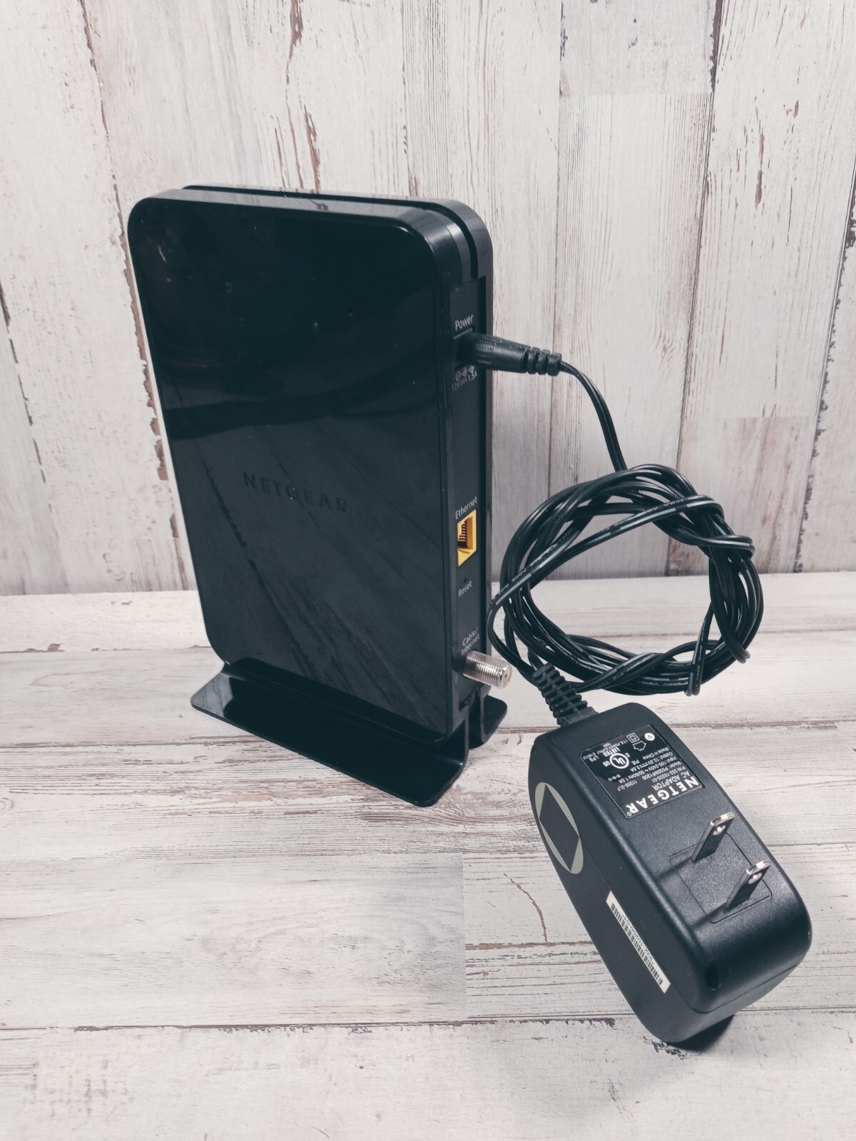 Netgear CM500V DOCSIS 3.0 680Mbps High Speed Cable Modem 16DS 4 US