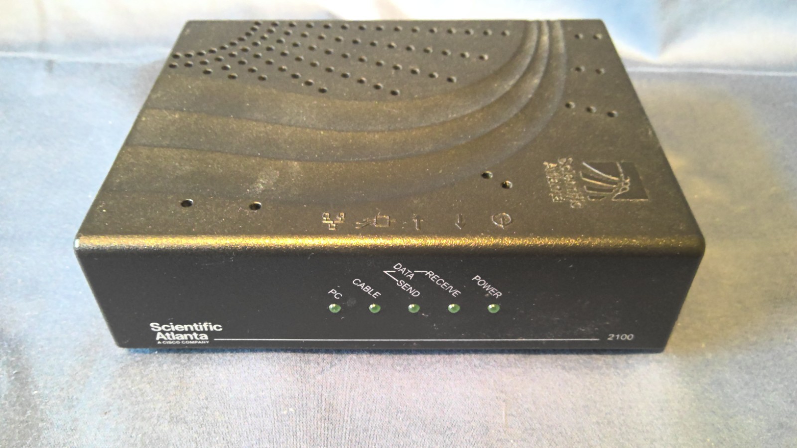 Scientific Atlanta DPC2100R2 Series Cable Modem and adapter