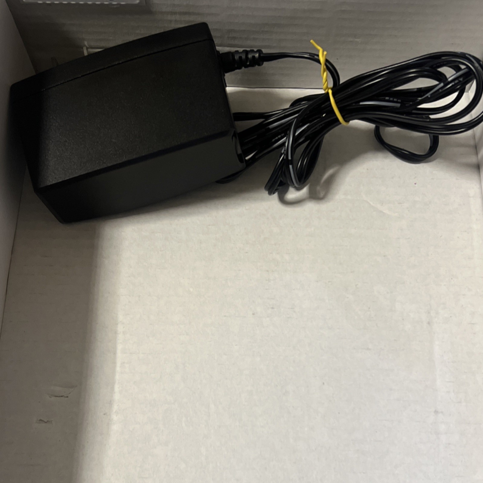 Motorola MB7220 DOCSIS 3.0 Cable Modem 343 Mbps Ethernet Black