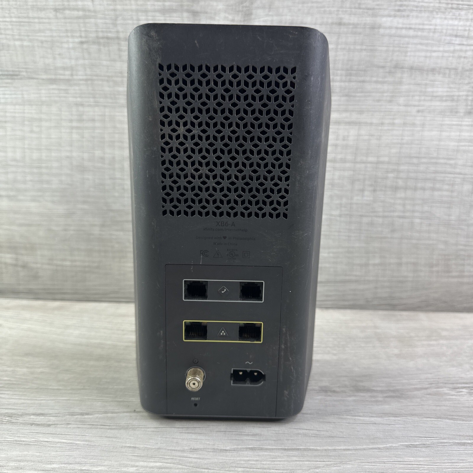 Xfinity XB6-A WIFI Router & Modem No Power Cord For Parts or Not Working