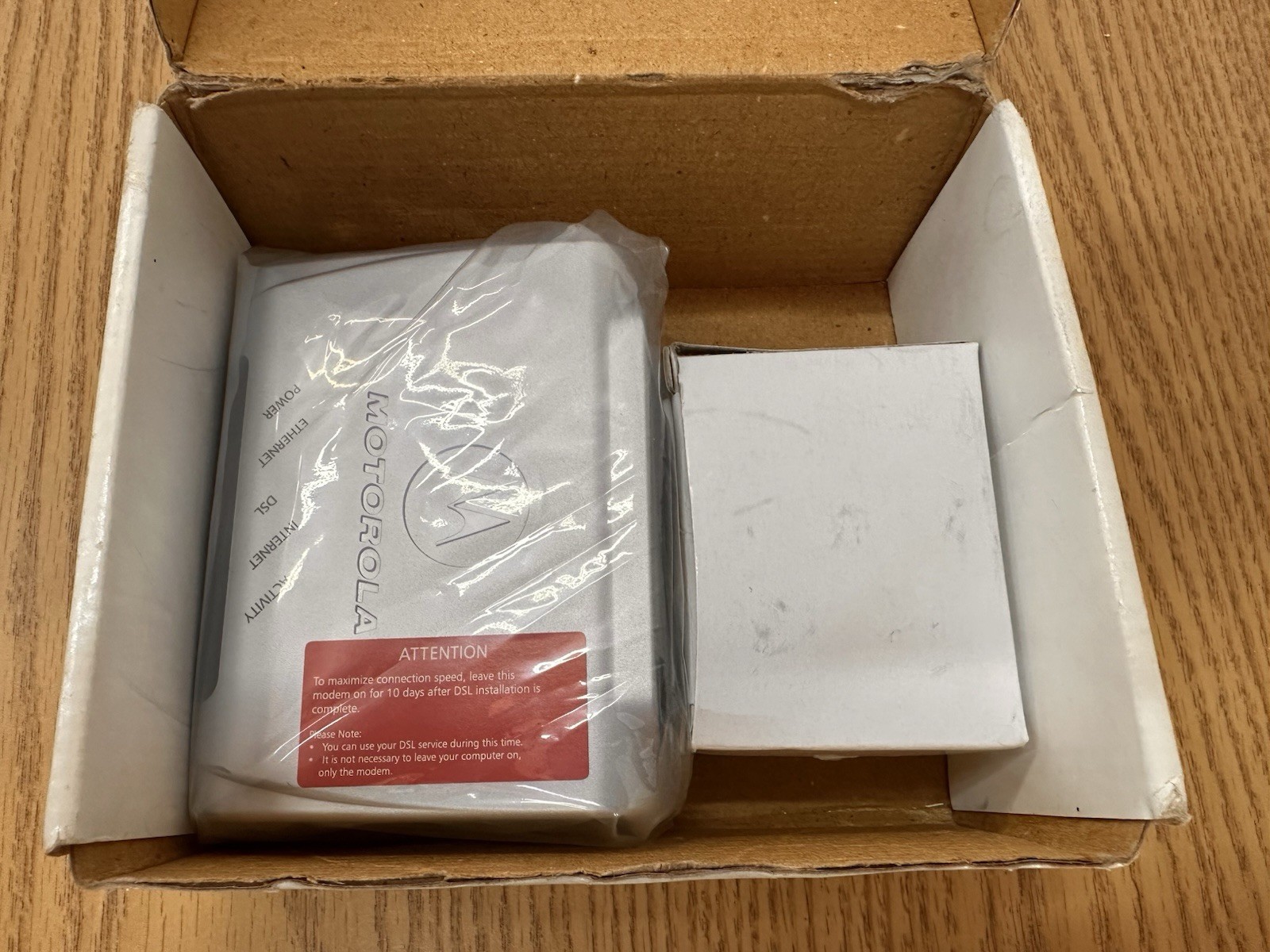 MOTOROLA DSL Modem Style: MSTATEA Model # 2210-02-1022.
