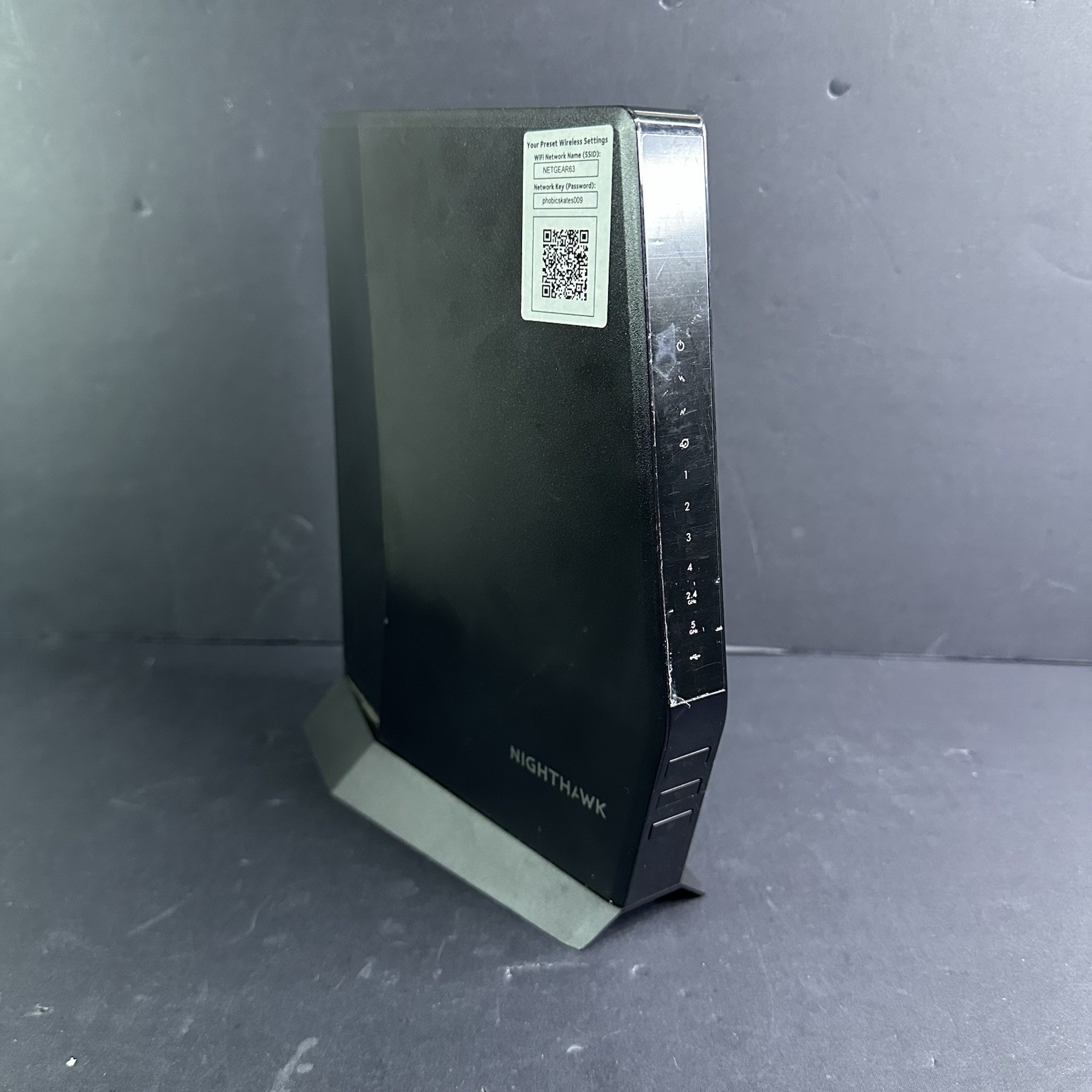 NETGEAR Nighthawk CAX30 AX2700 Wifi Cable Modem Router Combo Gateway READ