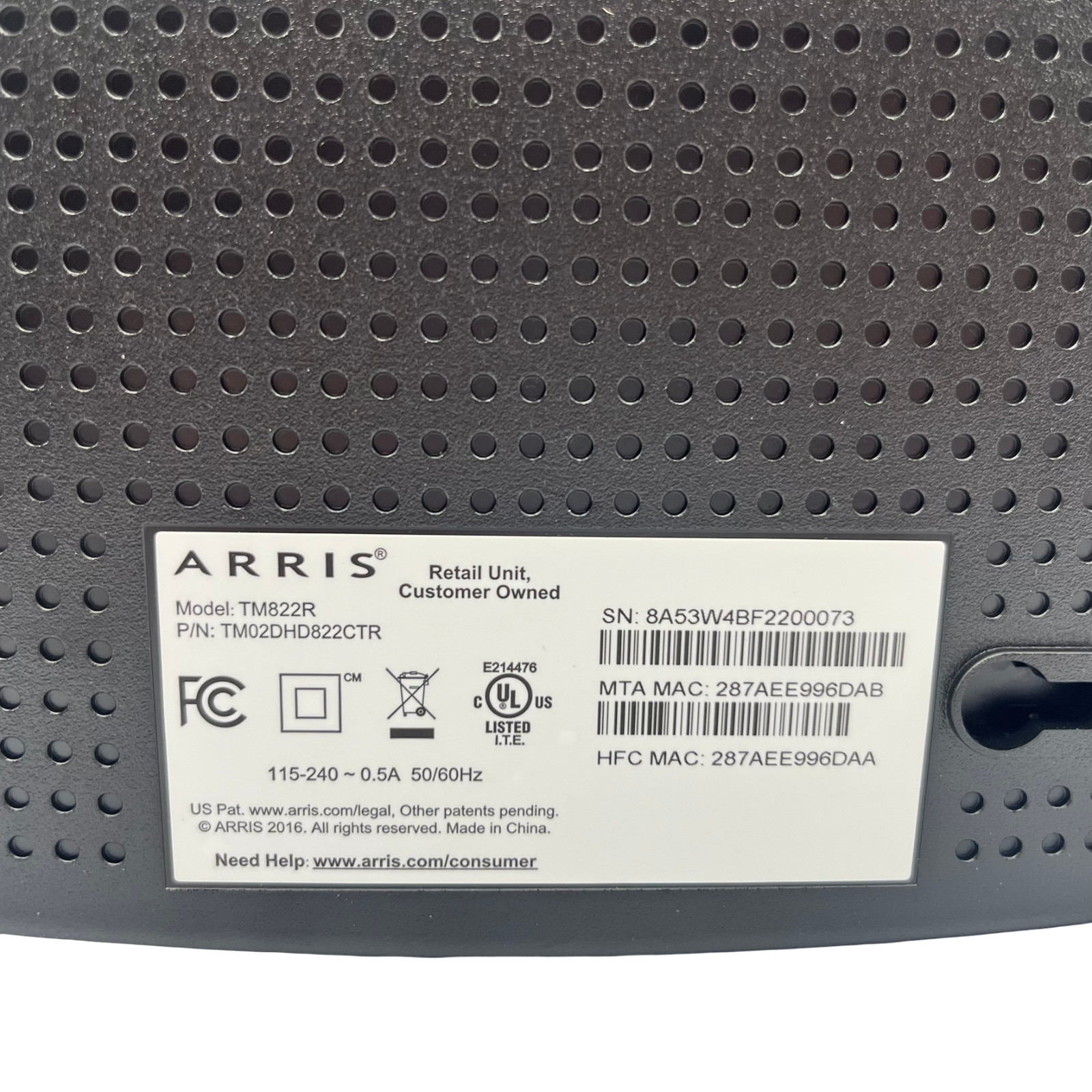 ARRIS SURFboard Voice Cable Modem TM822R Black 8 x 4 DOCSIS 3.0