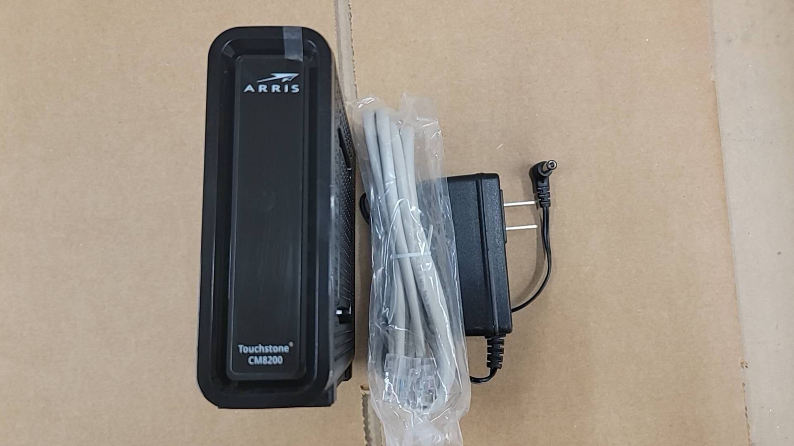 Arris Touchstone CM8200A DOCSIS 3.1 Ultra Fast Cable Modem W/PS, CAT5 Fast Ship
