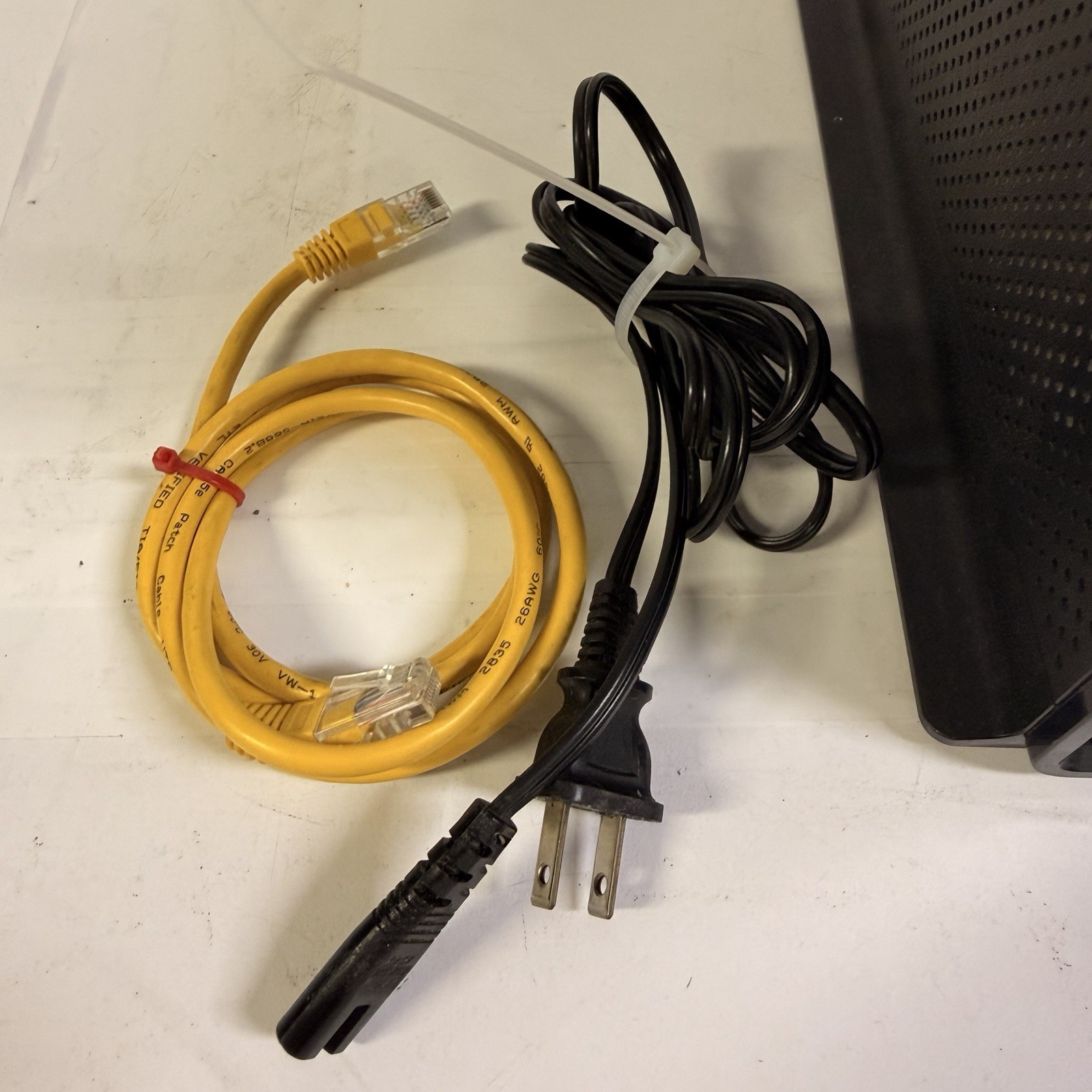 ARRIS Touchstone TG2472G Cable Modem WiFi Router Gateway Tested Working