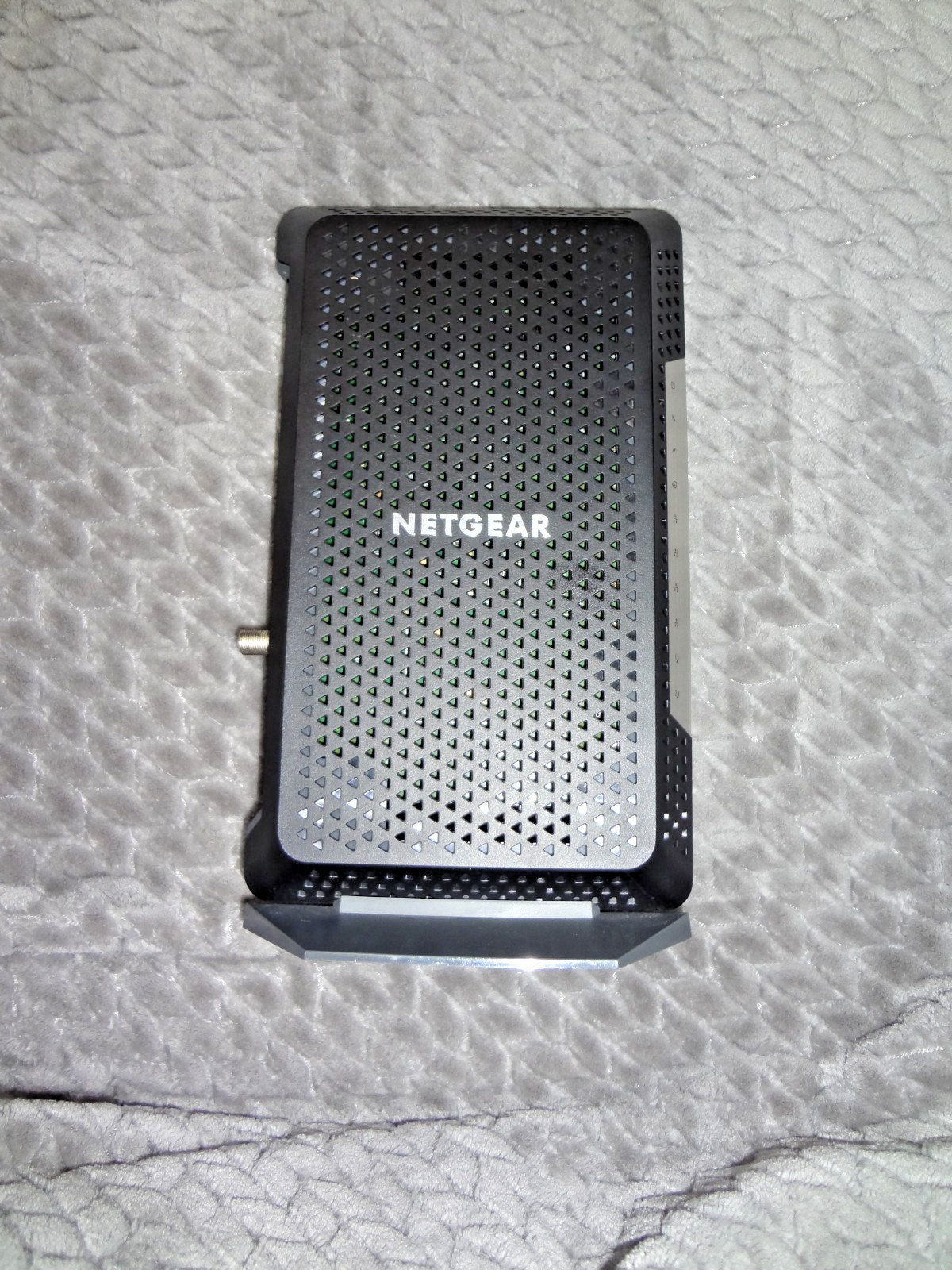 NETGEAR CM1150V Nighthawk Multi-Gig Speed Cable Modem for XFINITY Voice