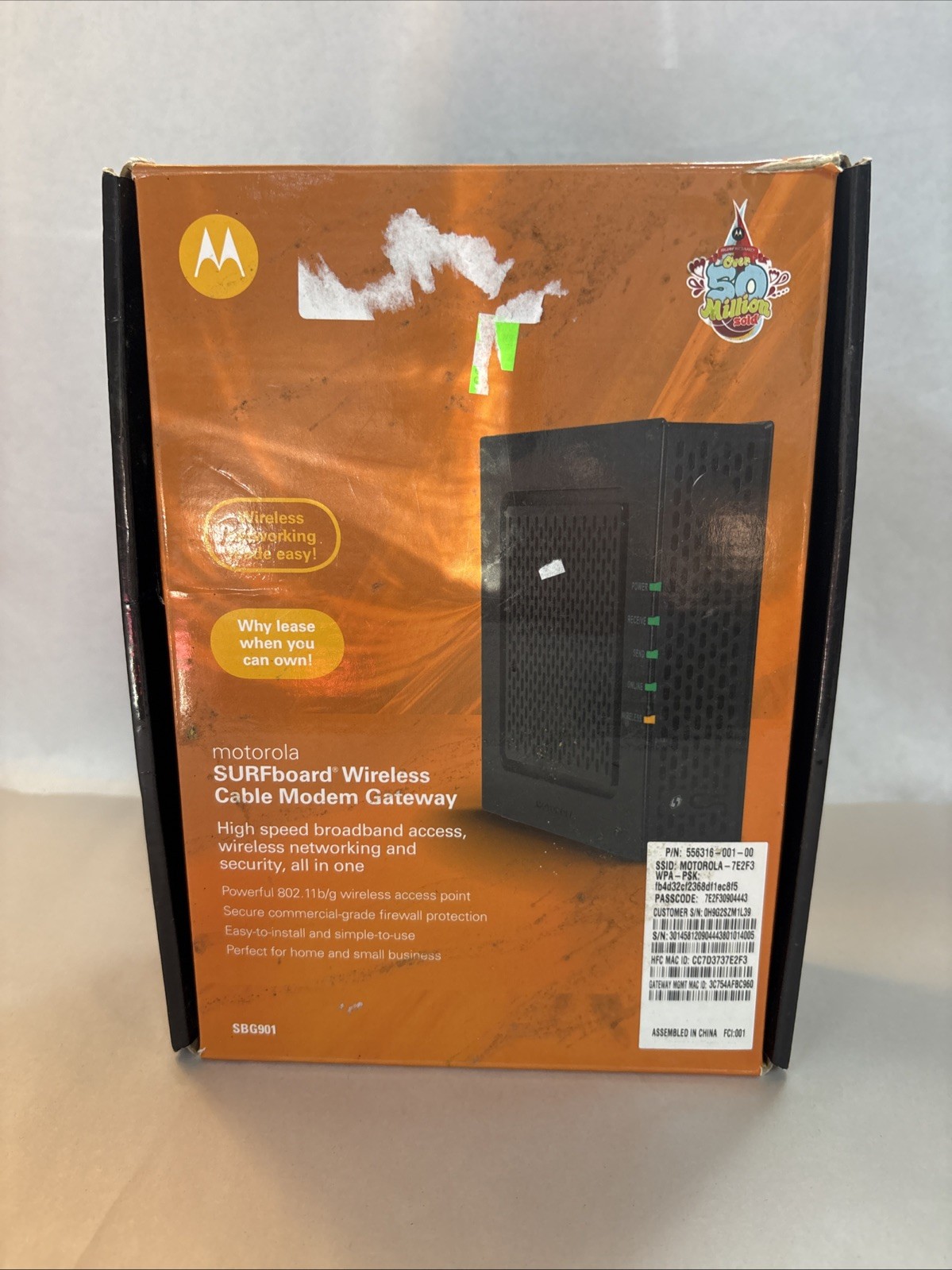 Motorola Surfboard SBG901 Wireless Cable Modem Gateway with Power Supply