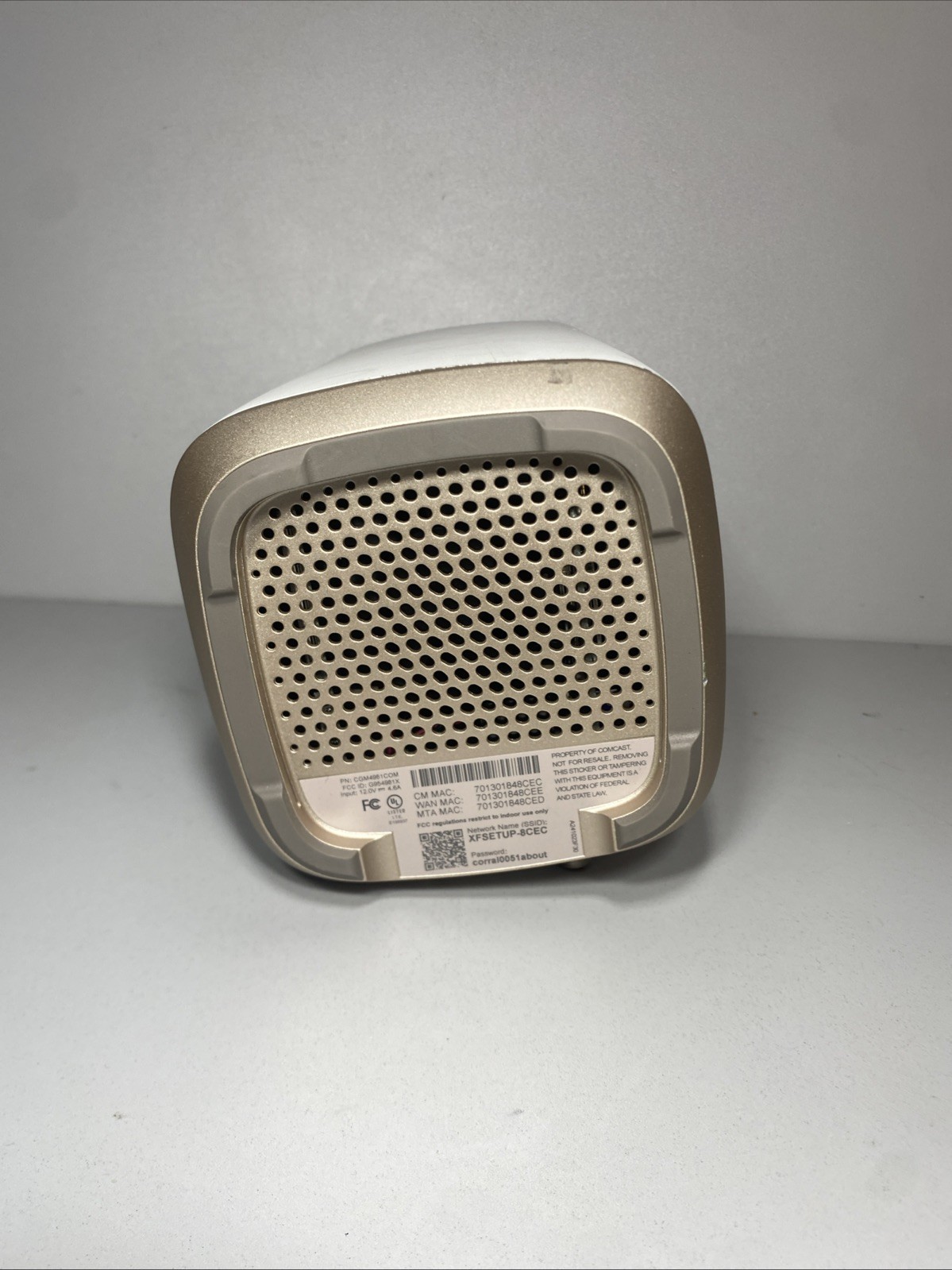 Xfinity XFi Gateway Router XB8-T Triband Wifi CGM4981COM No Power Cord