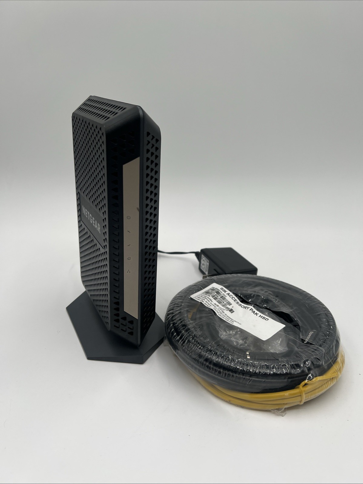 NETGEAR® CM1000v2 Ultra-High Speed Cable Modem | Docsis® 3.1