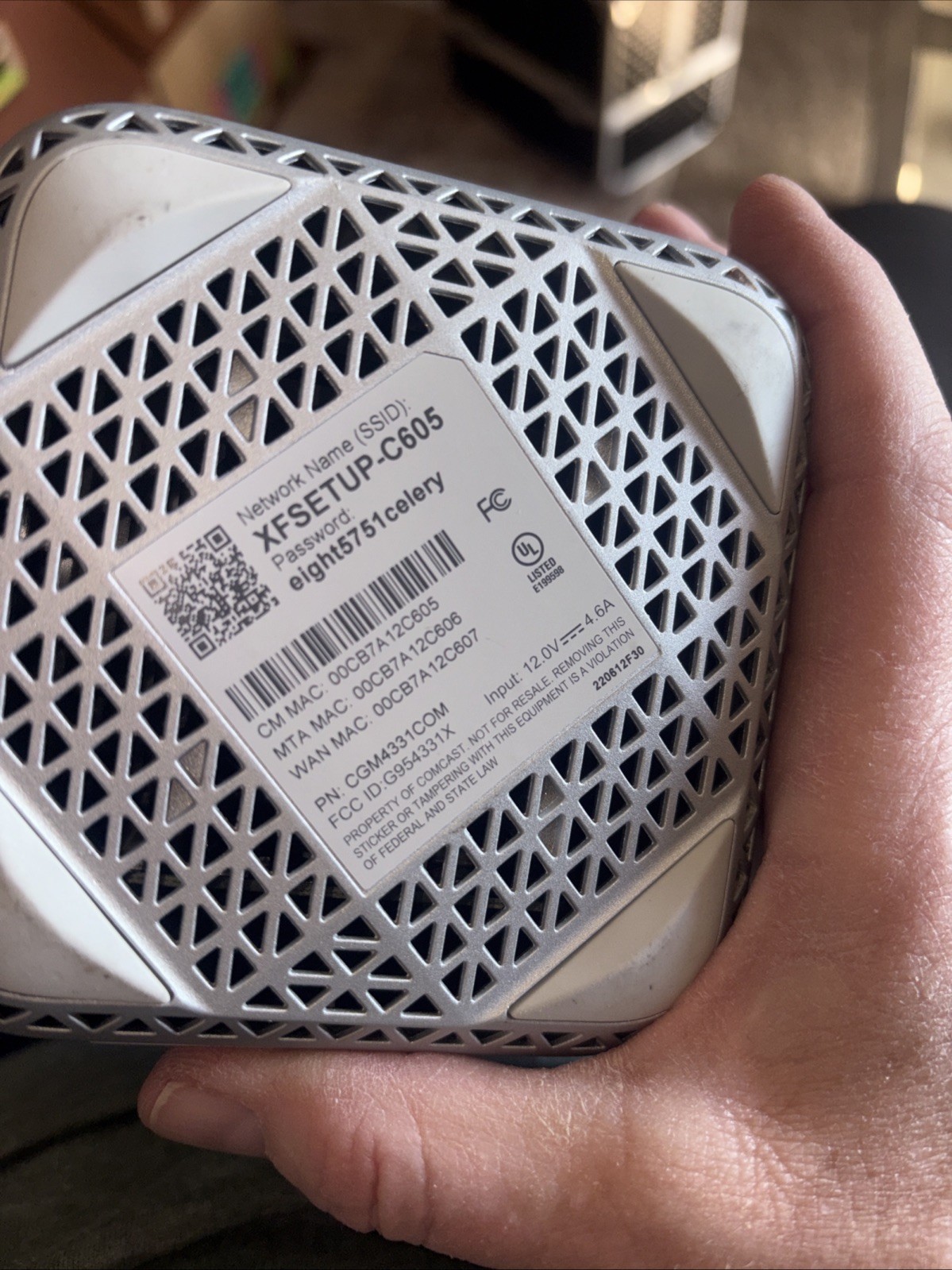 Xfinity xFi Gateway Router XB7 Triband No cables