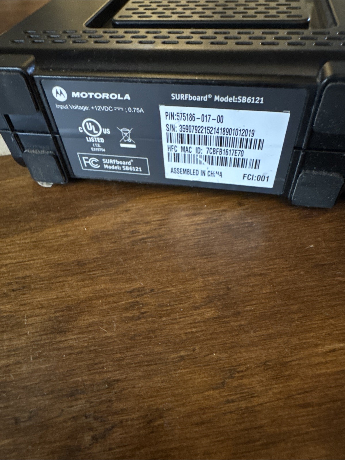 Arris Surfboard SB6121 Cable Modem High Speed Internet Motorola