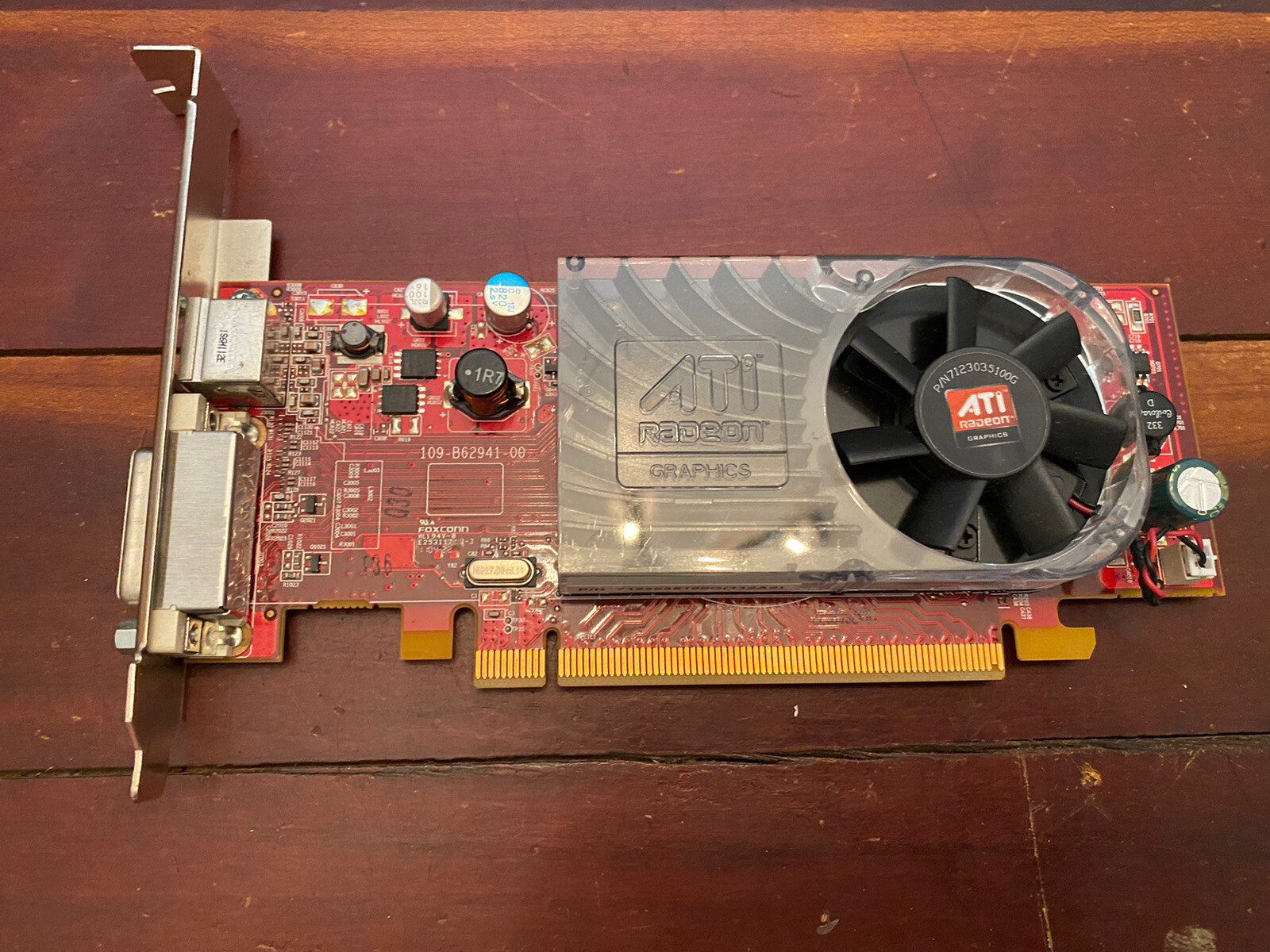 U. S. ROBOTICS Lot With 2 Installation CDs & 4 Different Computer Parts Untested