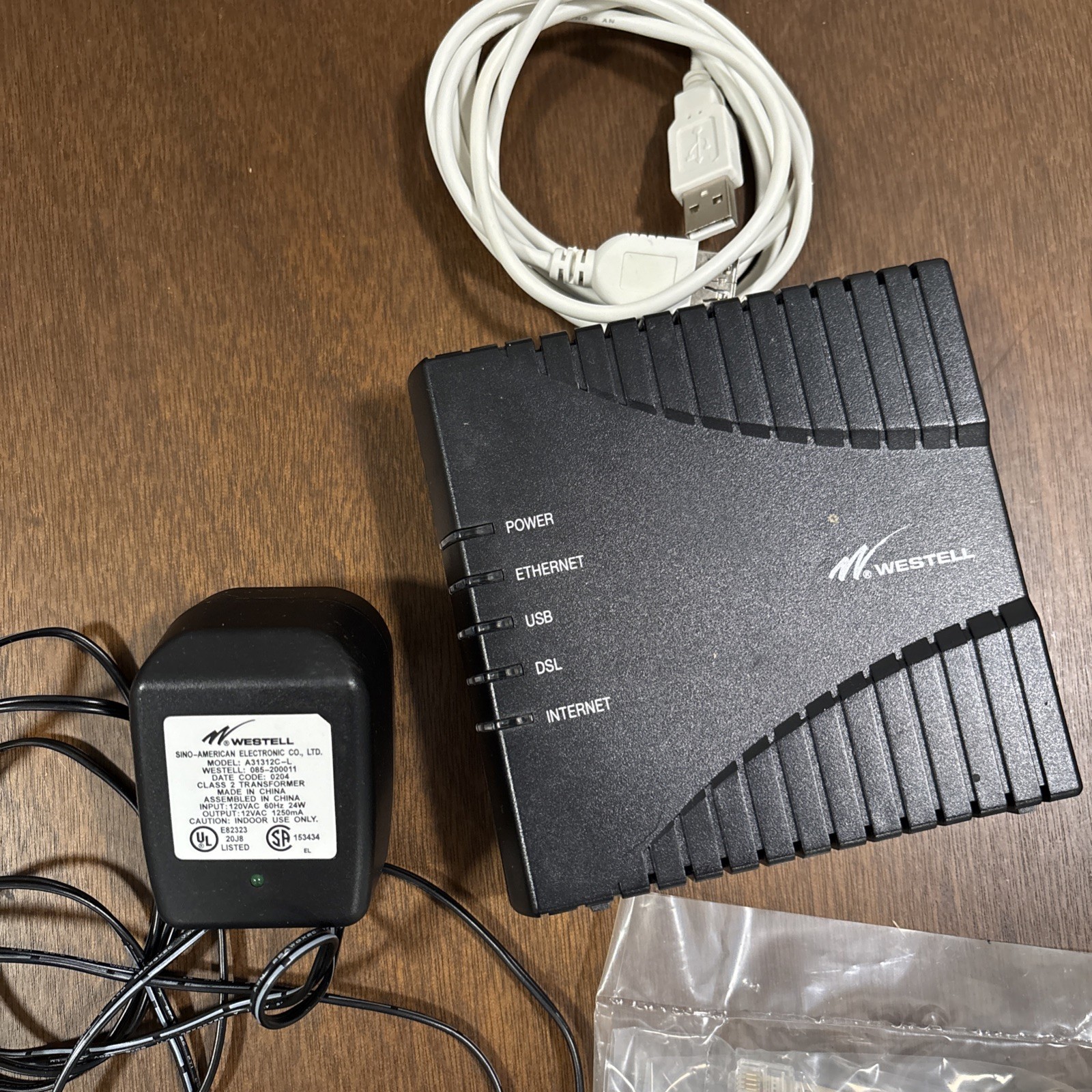 Westell Model B90-610030-06 Black DSL Router New With Box H