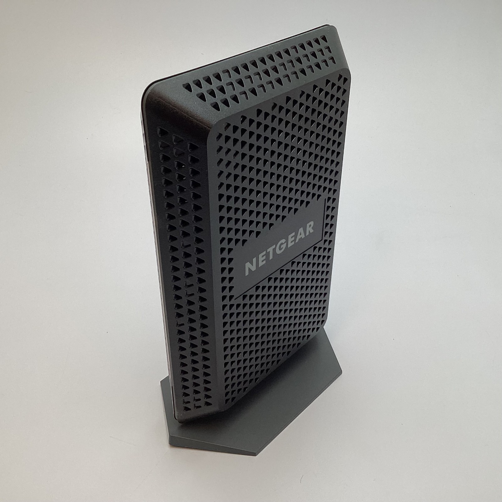 NETGEAR CM1000V2 Nighthawk DOCSIS 3.1 Cable Modem w/ Power Cord – Nice