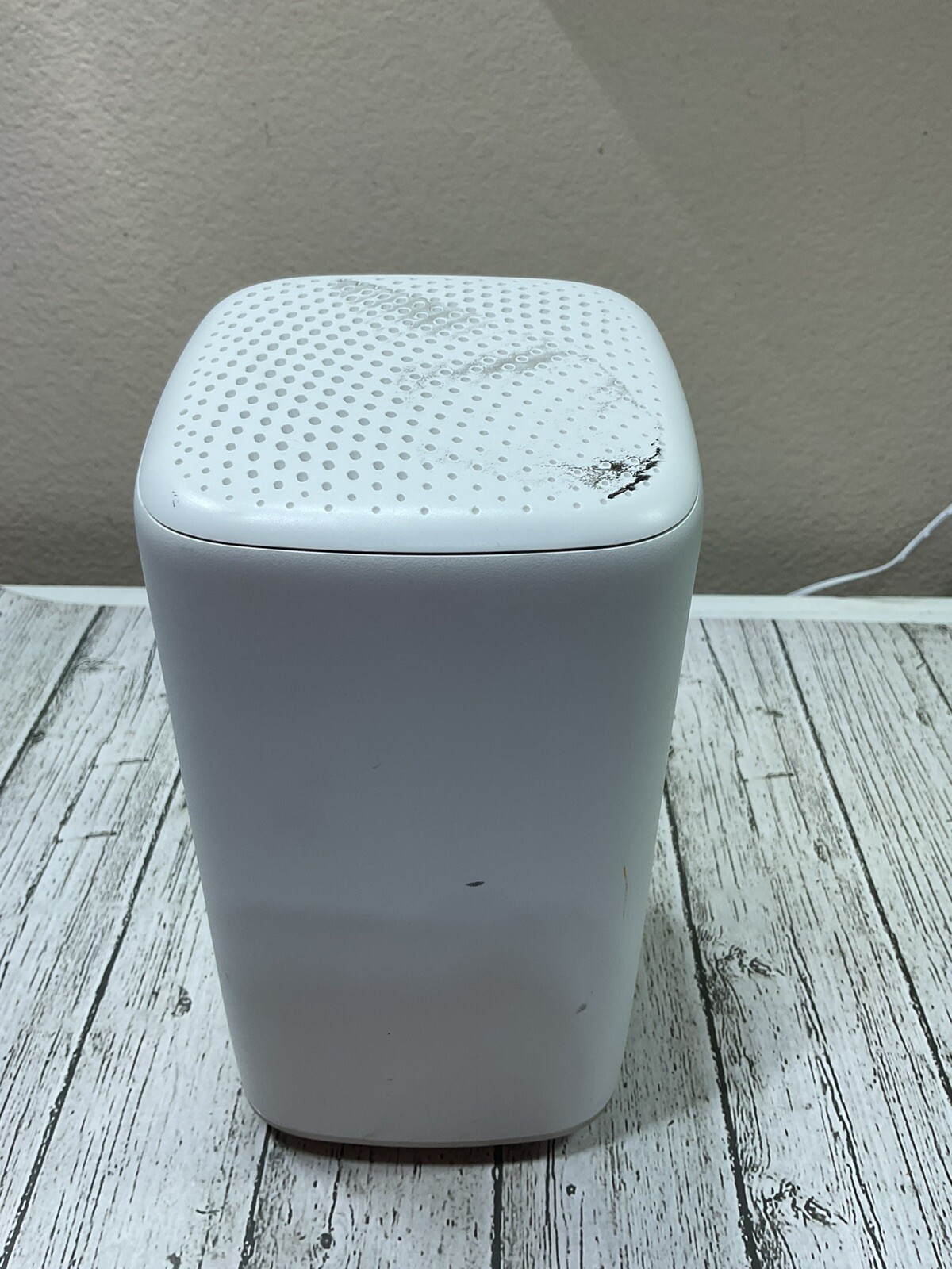 Xfinity XFi Gateway Router XB8-T As Is For Parts or Repair No power Adapter