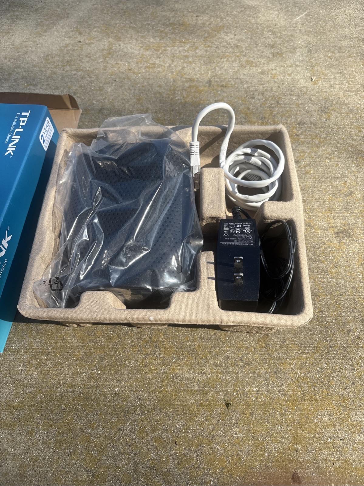 Tp-Link Docsis 3.0 Cable Modem Tc-7610 High Speed Internet Network Device