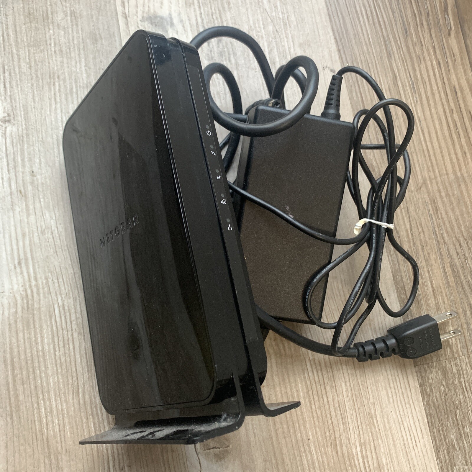Netgear CM500 High Speed Cable Modem Internet DOCSIS 3.0 680Mbps w Adapter WORKS