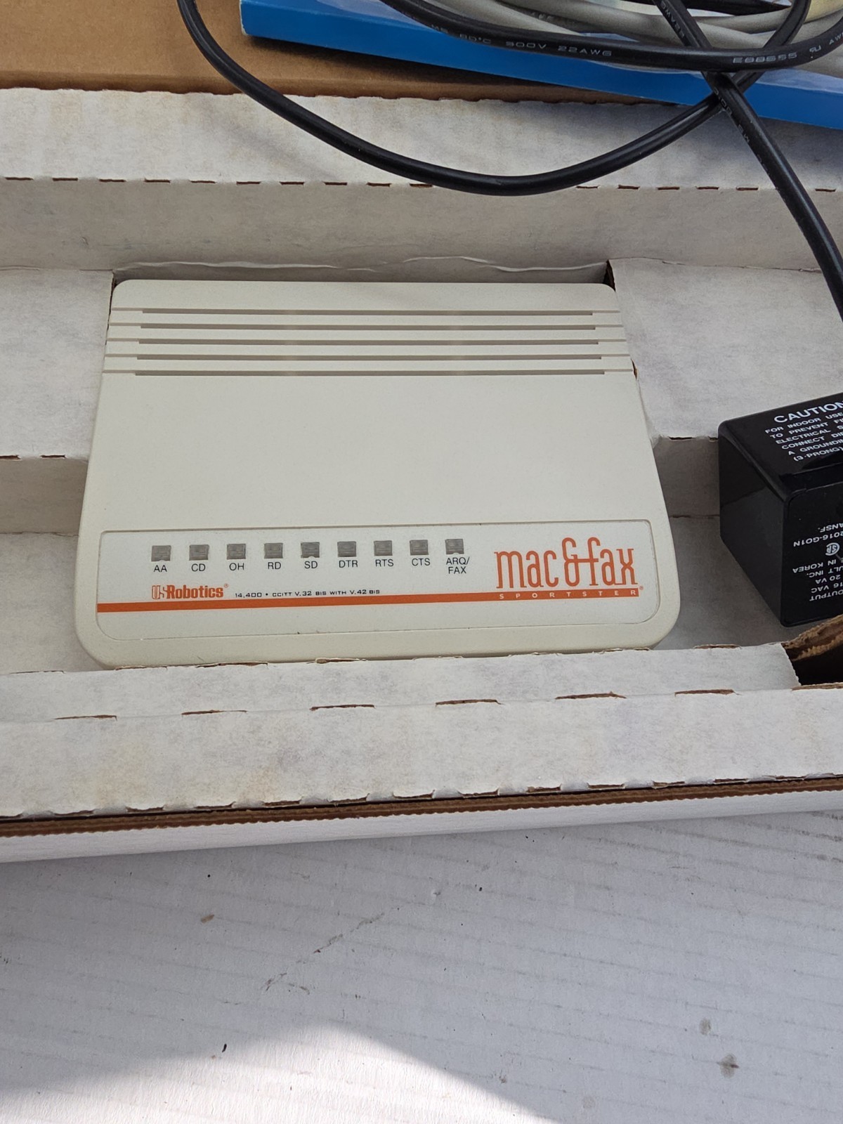 US ROBOTICS MAC&FAX SPORTSTER 14,400 FAX/DATA MODEM