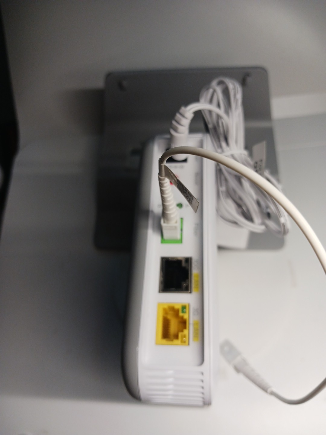Quantum Fiber Internet Q1000K SmartNID Fiber Modem W/adapter And 10″ Fiber Cable