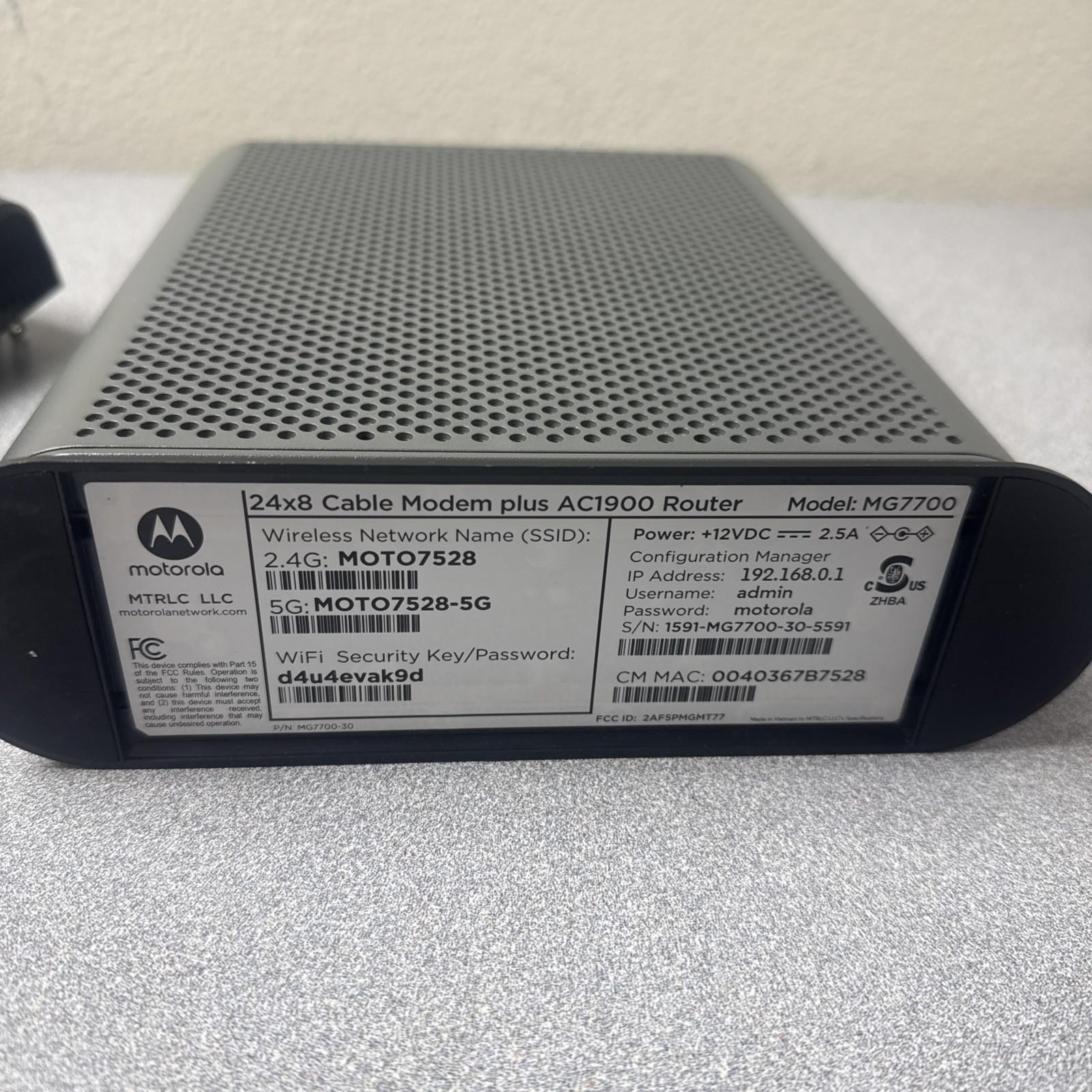 Motorola MG7700 AC1900 Dual-Band DOCSIS 3.0 Cable Modem WiFi Router w Power Cord