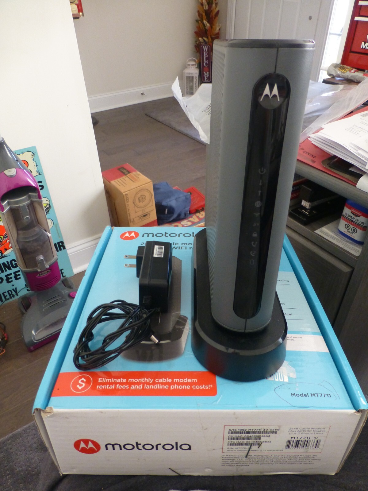 Motorola MT7711 24×8 Cable Modem Plus AC1900 WiFi Router Plus 2 Phone Lines