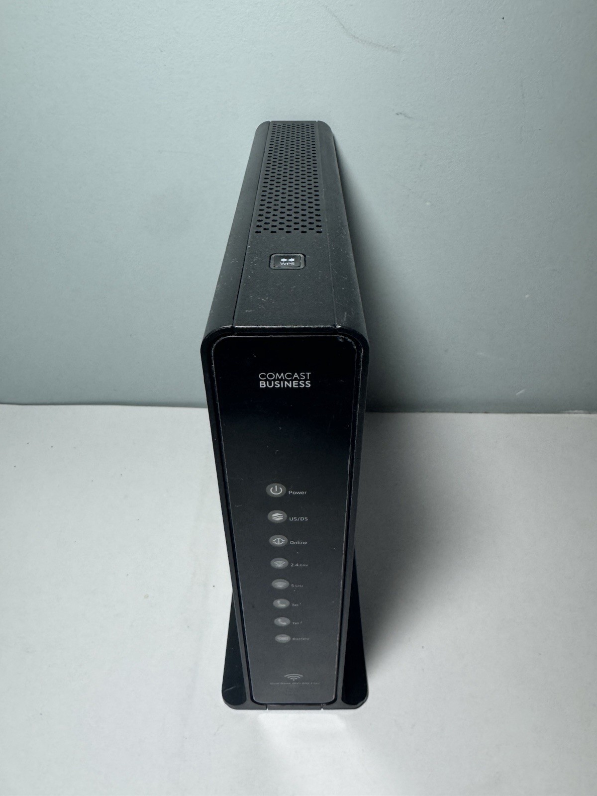 Technicolor DPC3941B Comcast Business Dual Band WiFi Cable Modem Router w/Cord