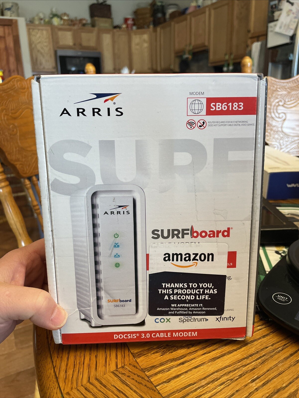 ARRIS SB6183 SURFboard DOCSIS 3.0 Cable Modem, 686Mbps, IPv4 & IPv6 Support, WHT