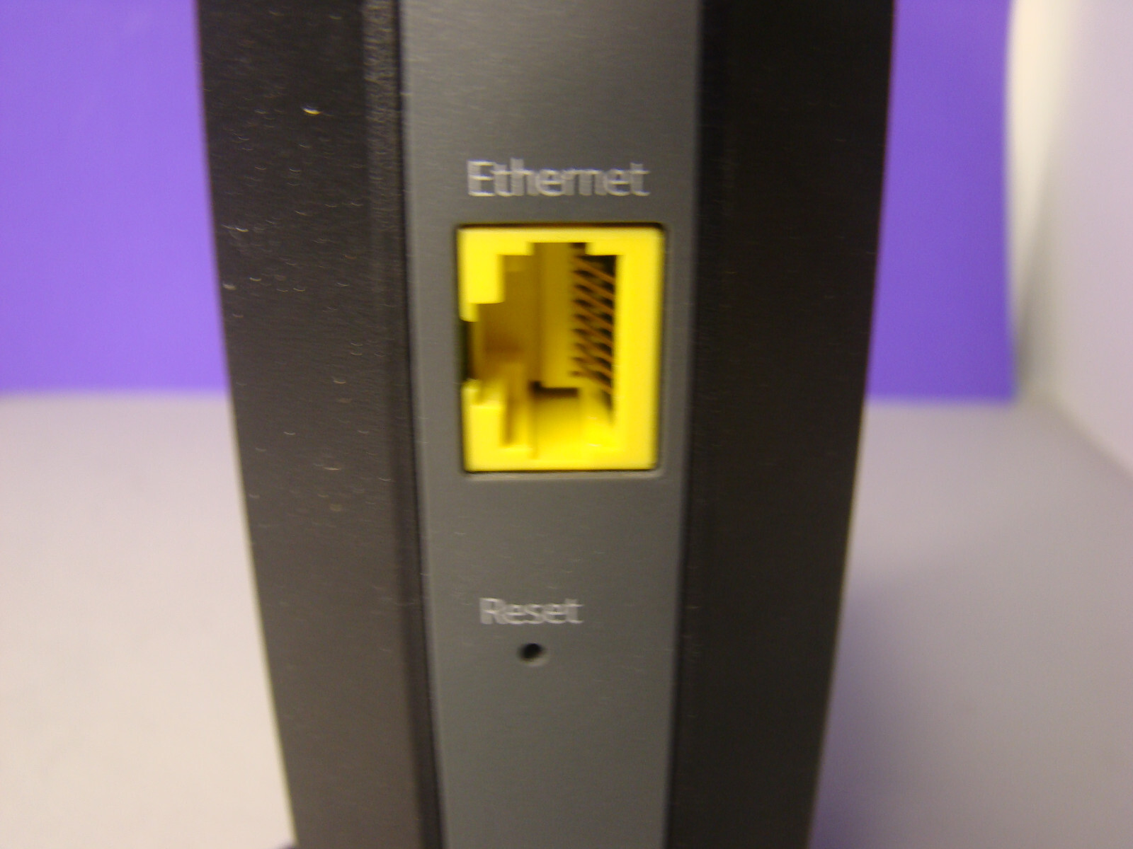 NETGEAR CM700 DOCSIS 3.0 High Speed Cable Modem
