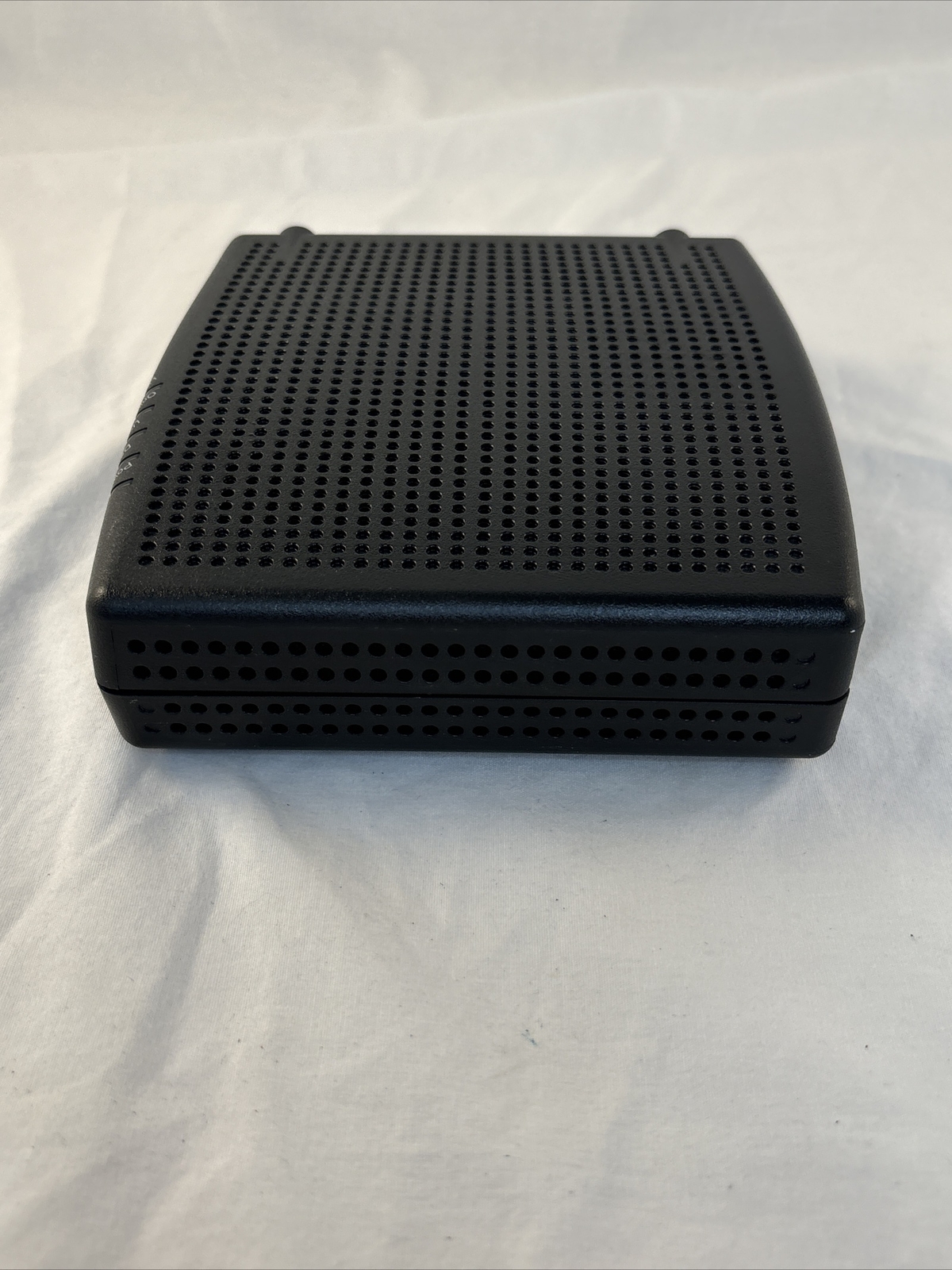 Arris CM820A TC00DLD820 CM820A/NA DOCSIS 3.0 Cable Modem w/ Power Cord