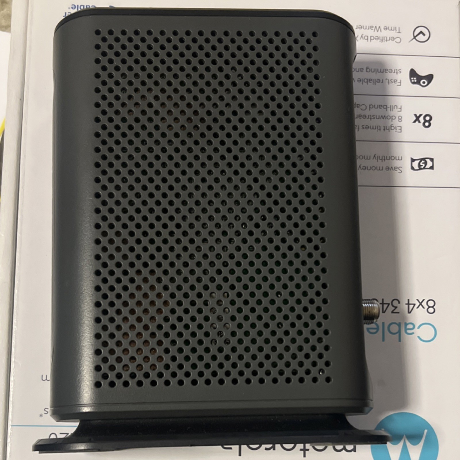 Motorola MB7220 DOCSIS 3.0 Cable Modem 343 Mbps Ethernet Black