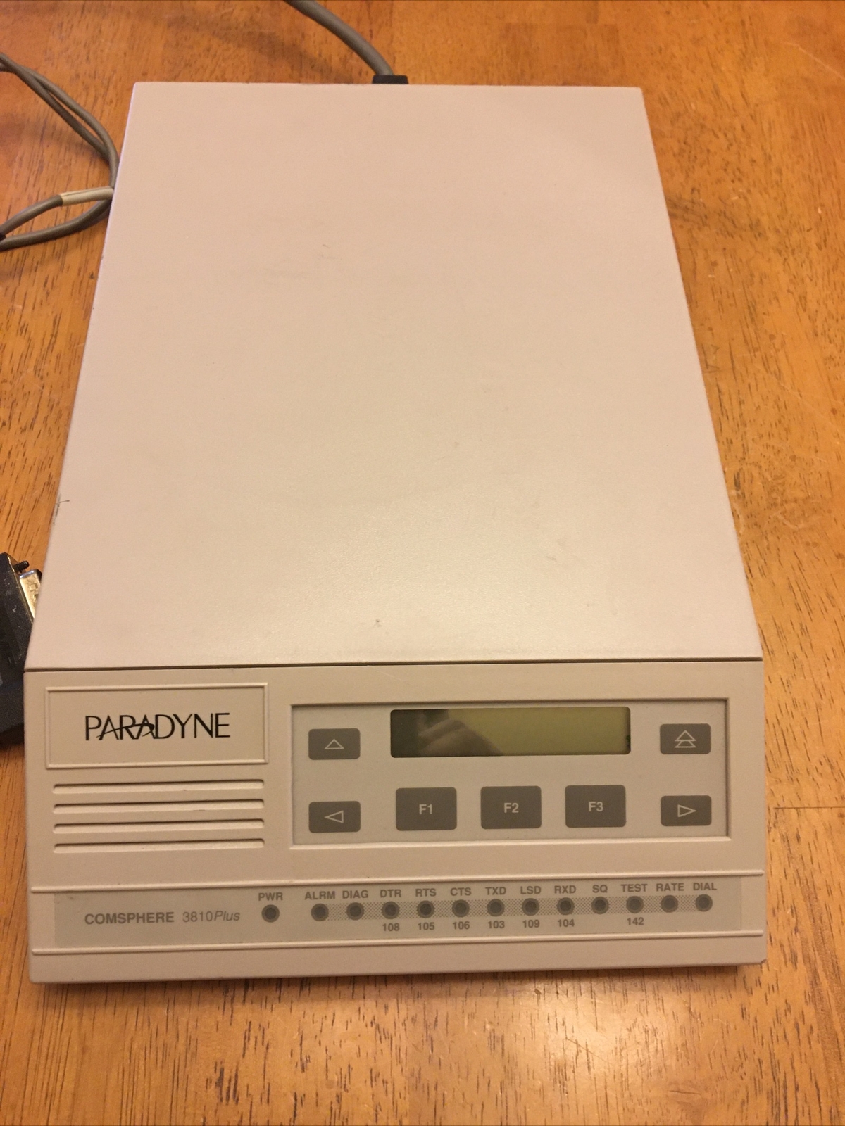 Paradyne Comsphere 3810 Plus External Modem 3980-A2-201 Rev 13