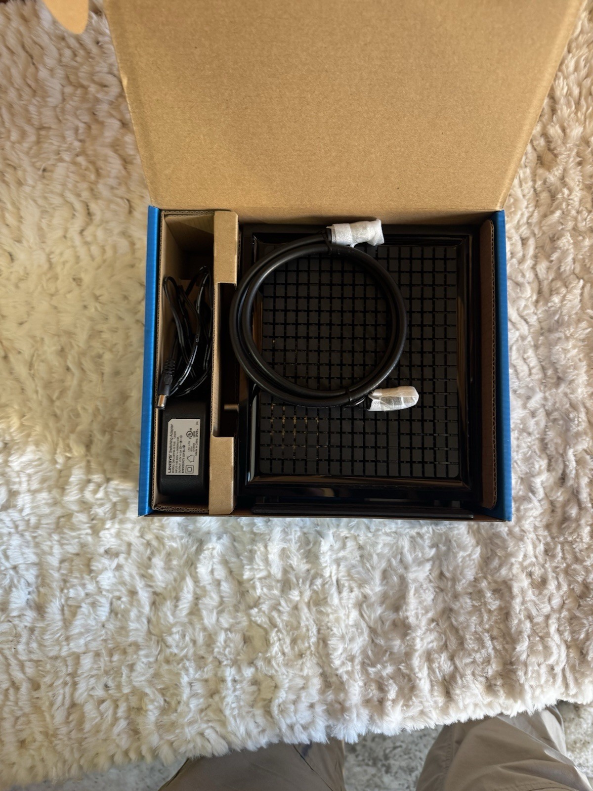 LINKSYS CM3024 High Speed DOCSIS 3.0 24 x 8 Cable Modem