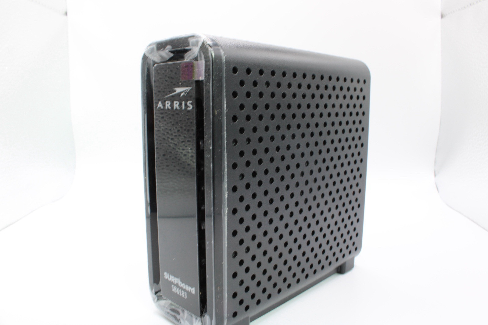 ARRIS SURFboard (16×4) DOCSIS 3.0 Cable Modem SB6183 Black 612572216712
