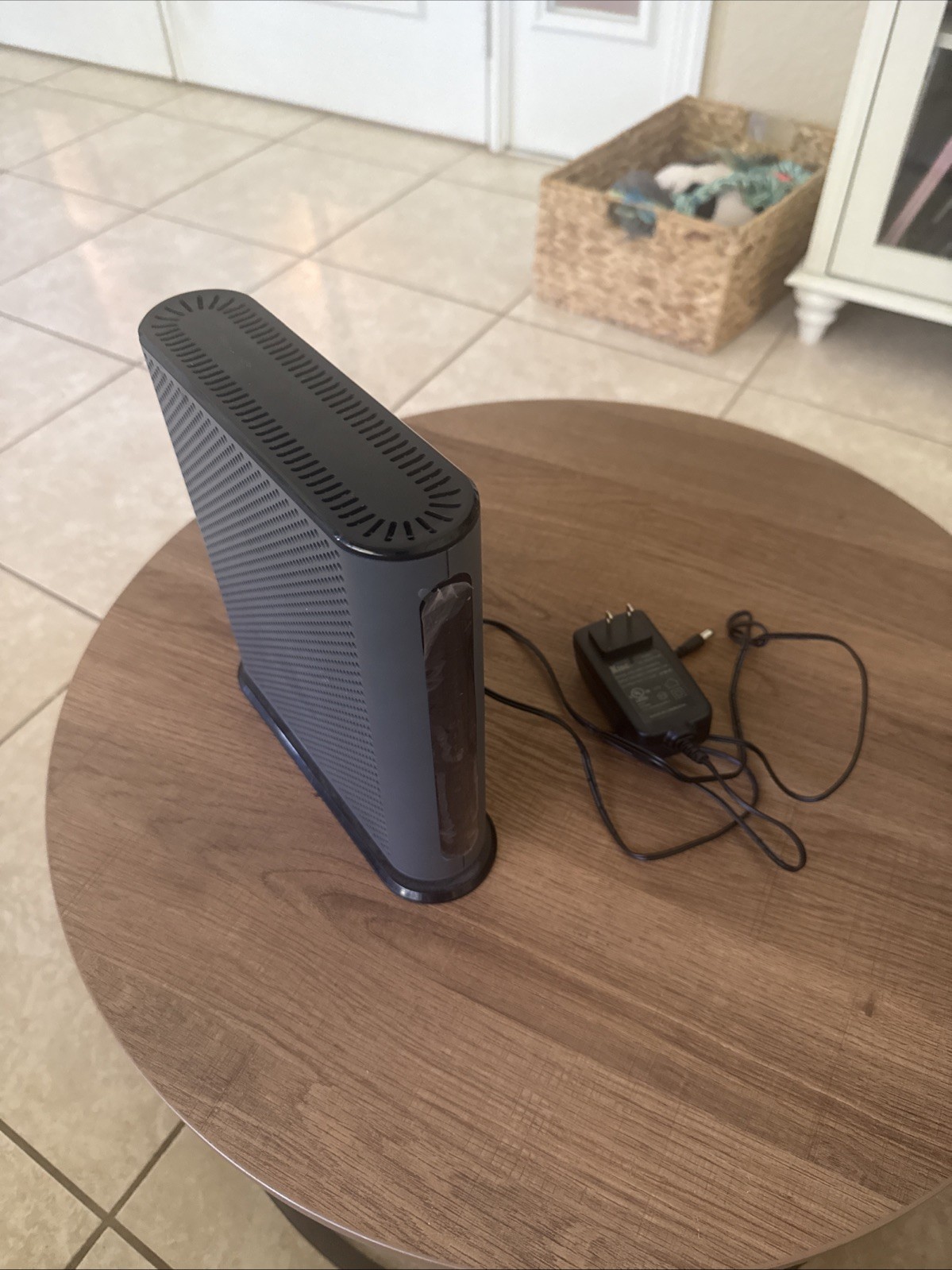 MOTOROLA MG7540 16×4 Cable Modem Plus AC1600