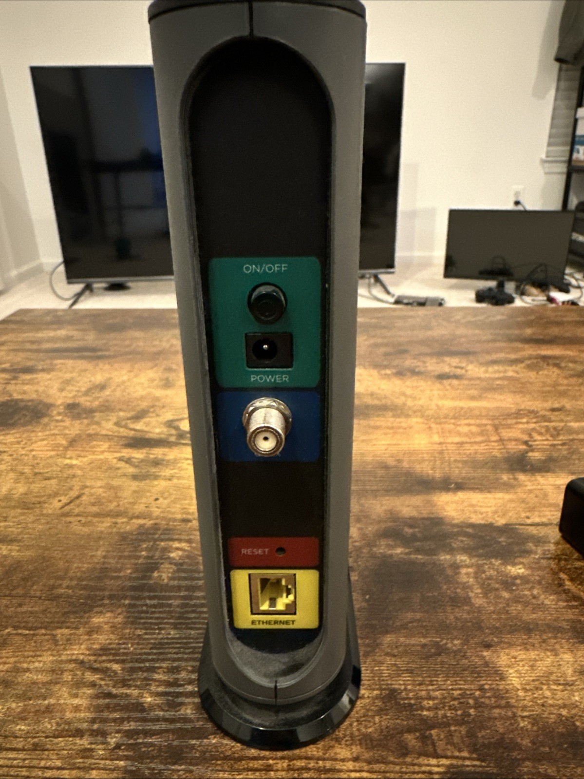 Motorola MB7621 – 24×8 Cable Modem DOCSIS 3.0 1000+ Mbps